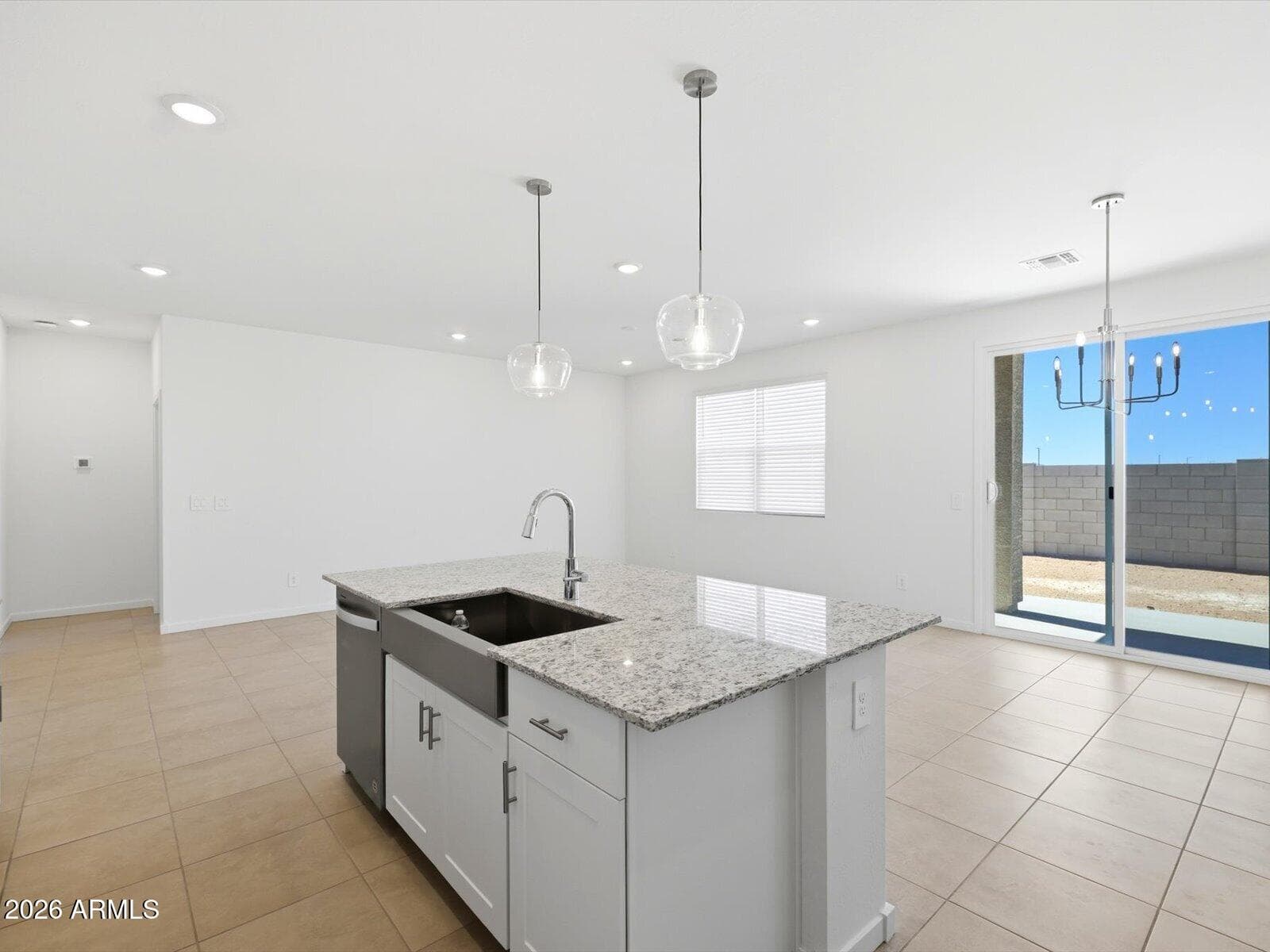 17772 W Monroe Street — photo 8