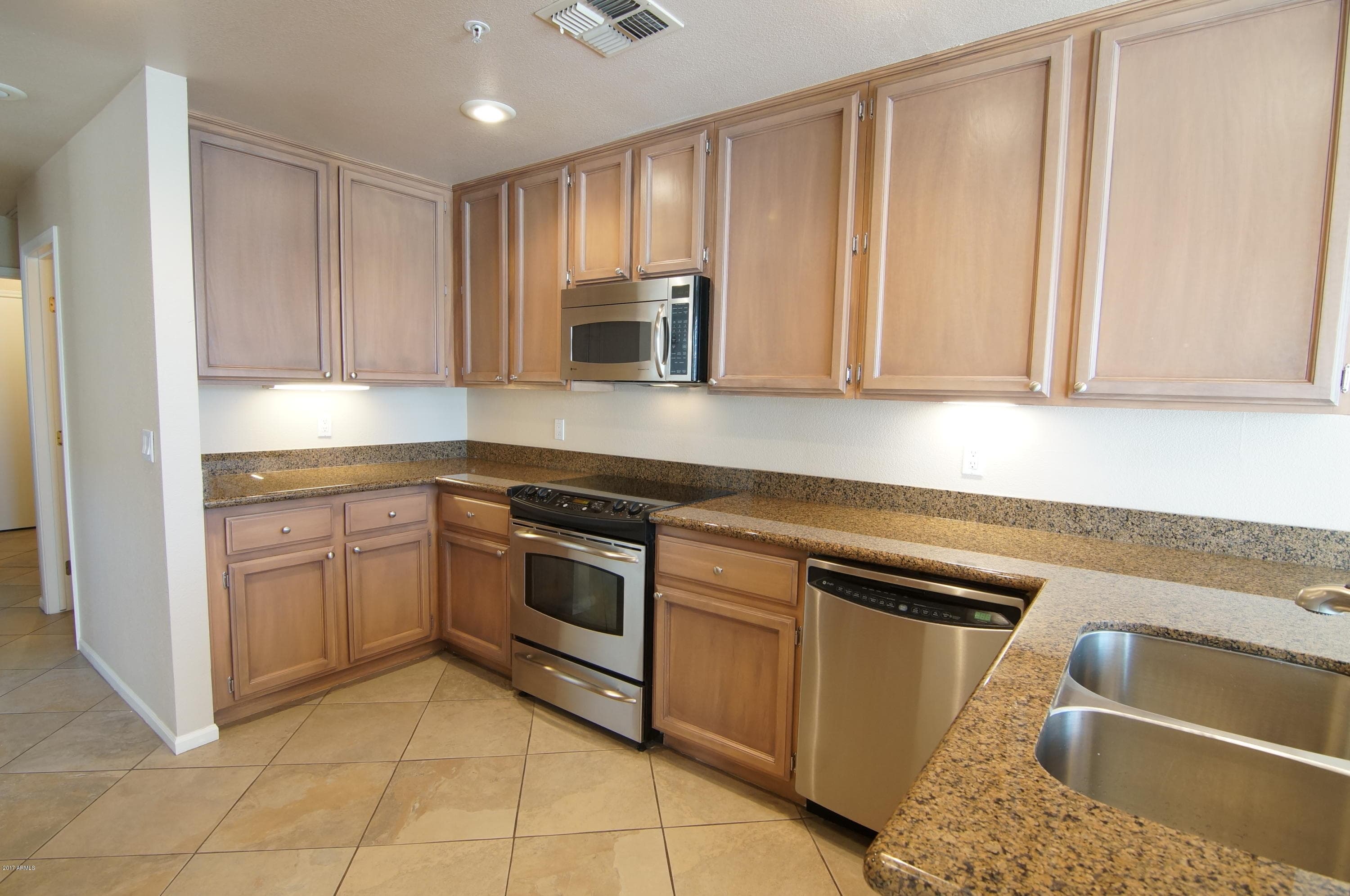 7222 E Gainey Ranch Road 127 — photo 8