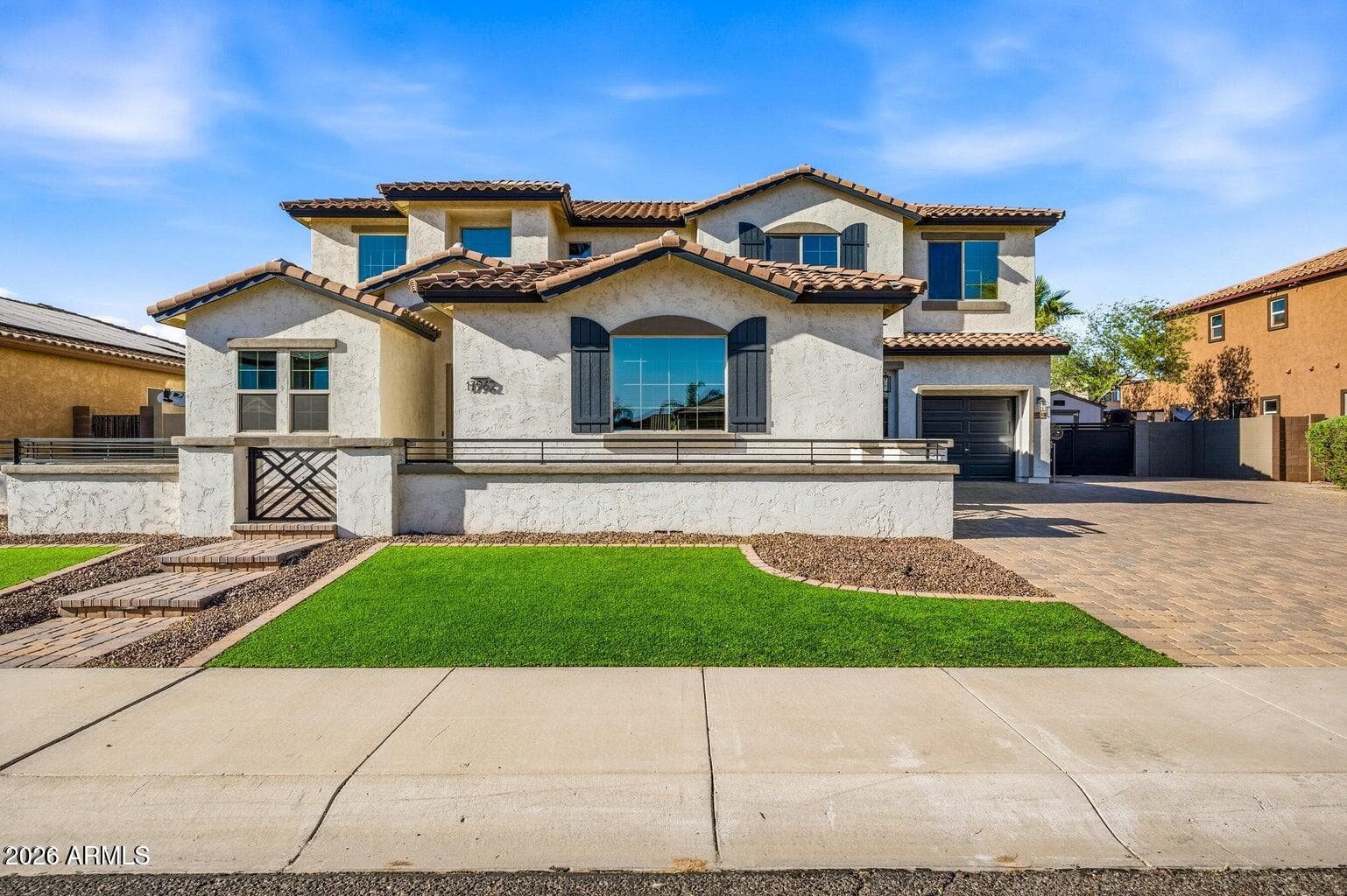 17962 W Montecito Avenue — photo 2