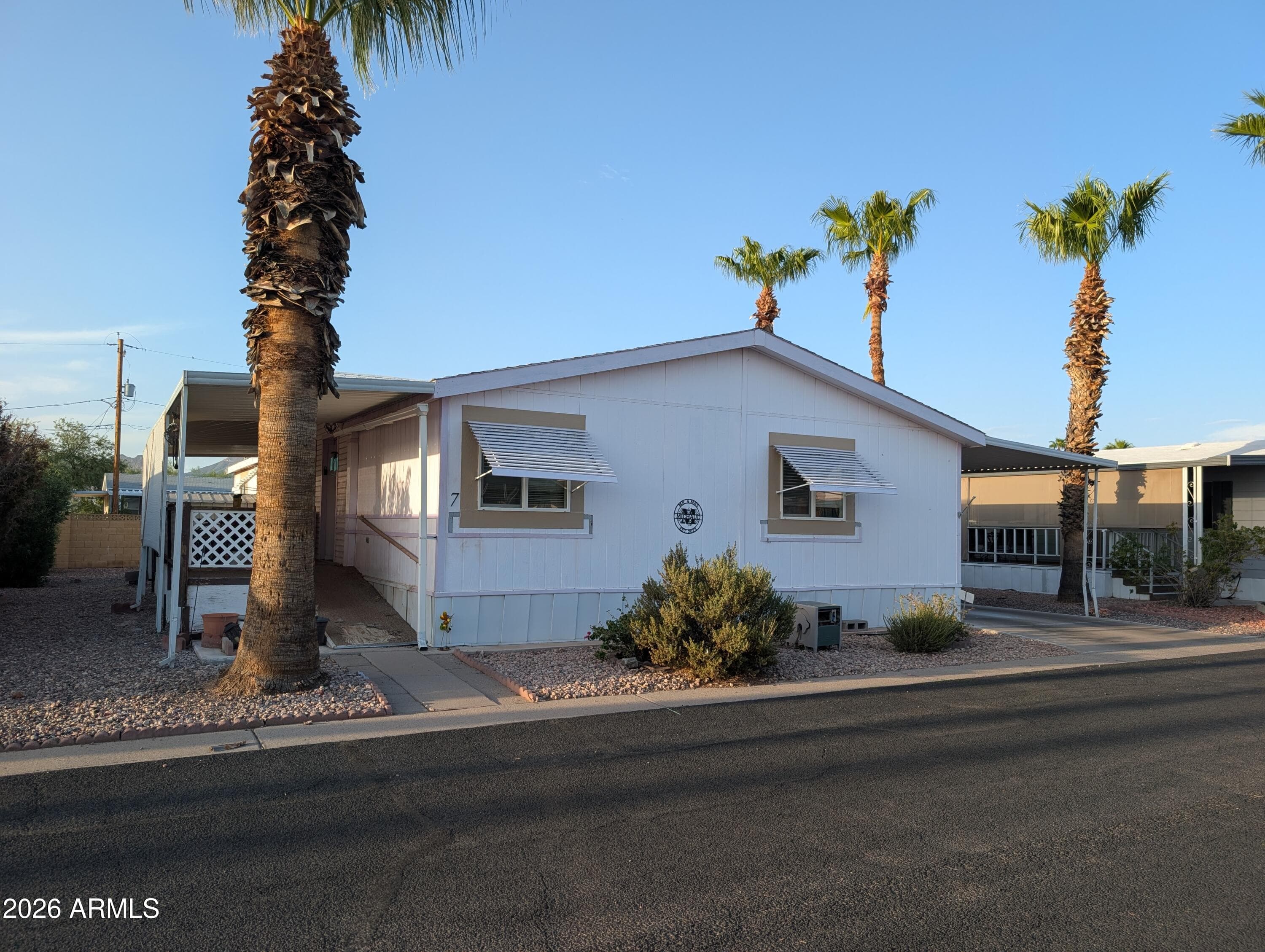 2900 W Superstition Boulevard 7