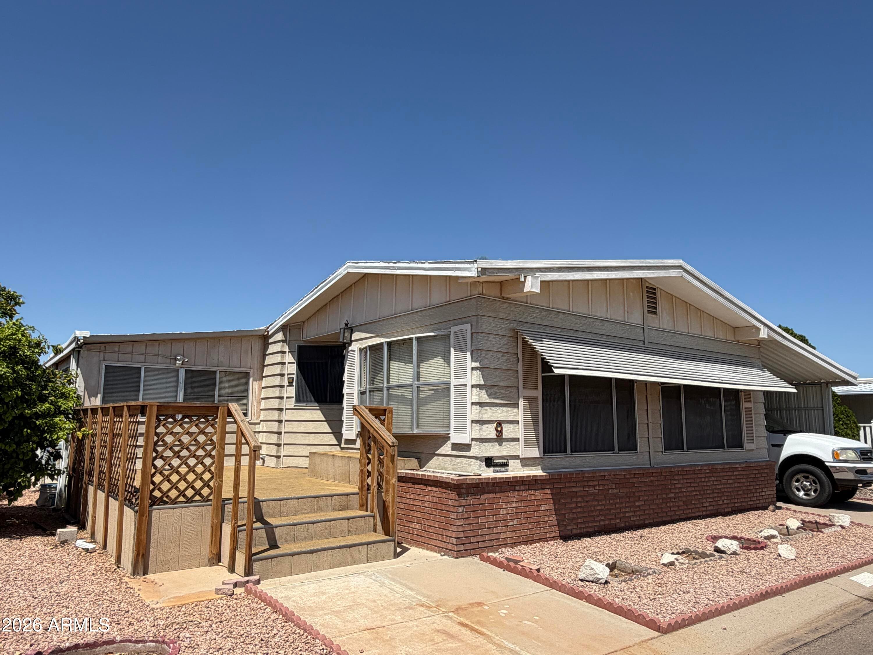 450 W Sunwest Drive 9 — photo 2