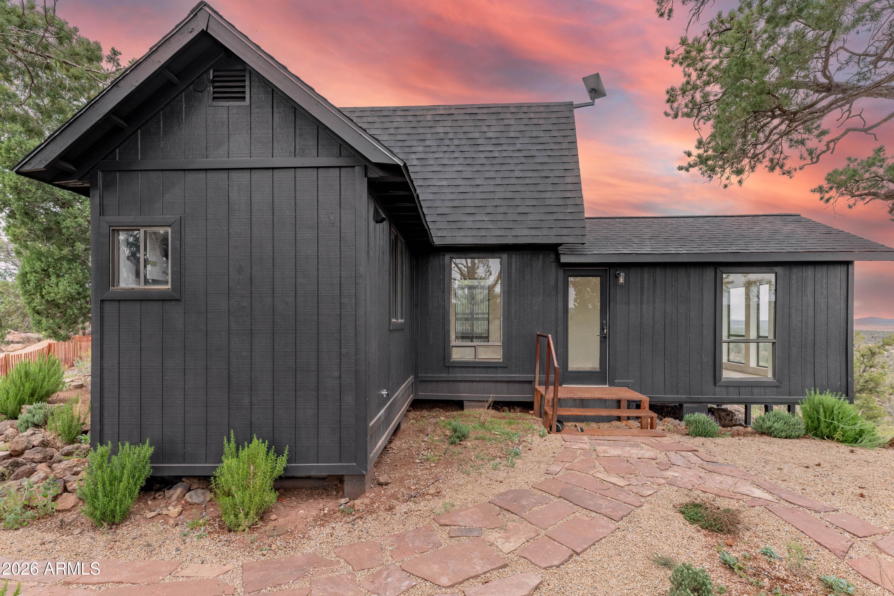 8200 W Rolling Ridge Road, Ash Fork, Arizona
