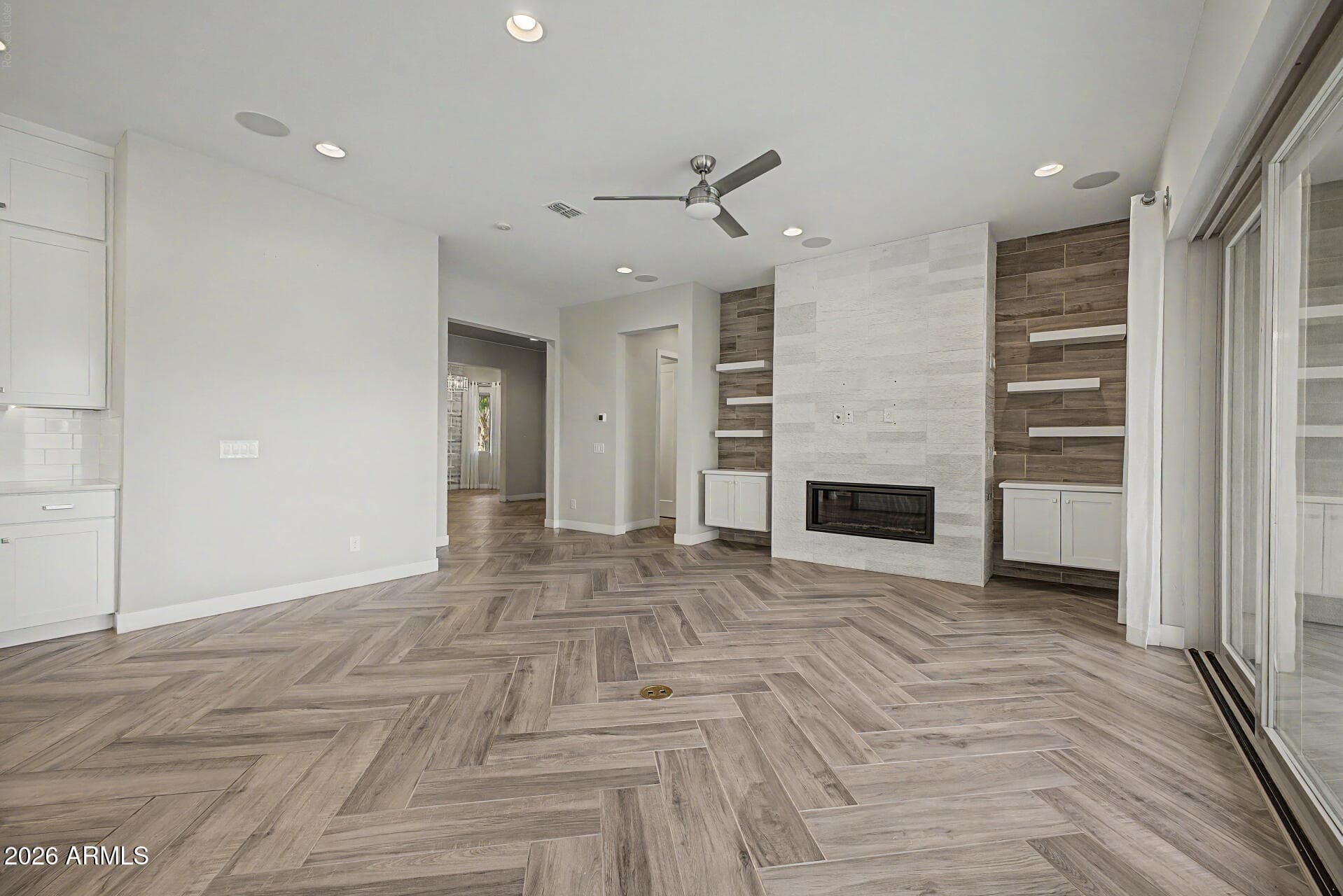 2847 E Los Gatos Drive — photo 8