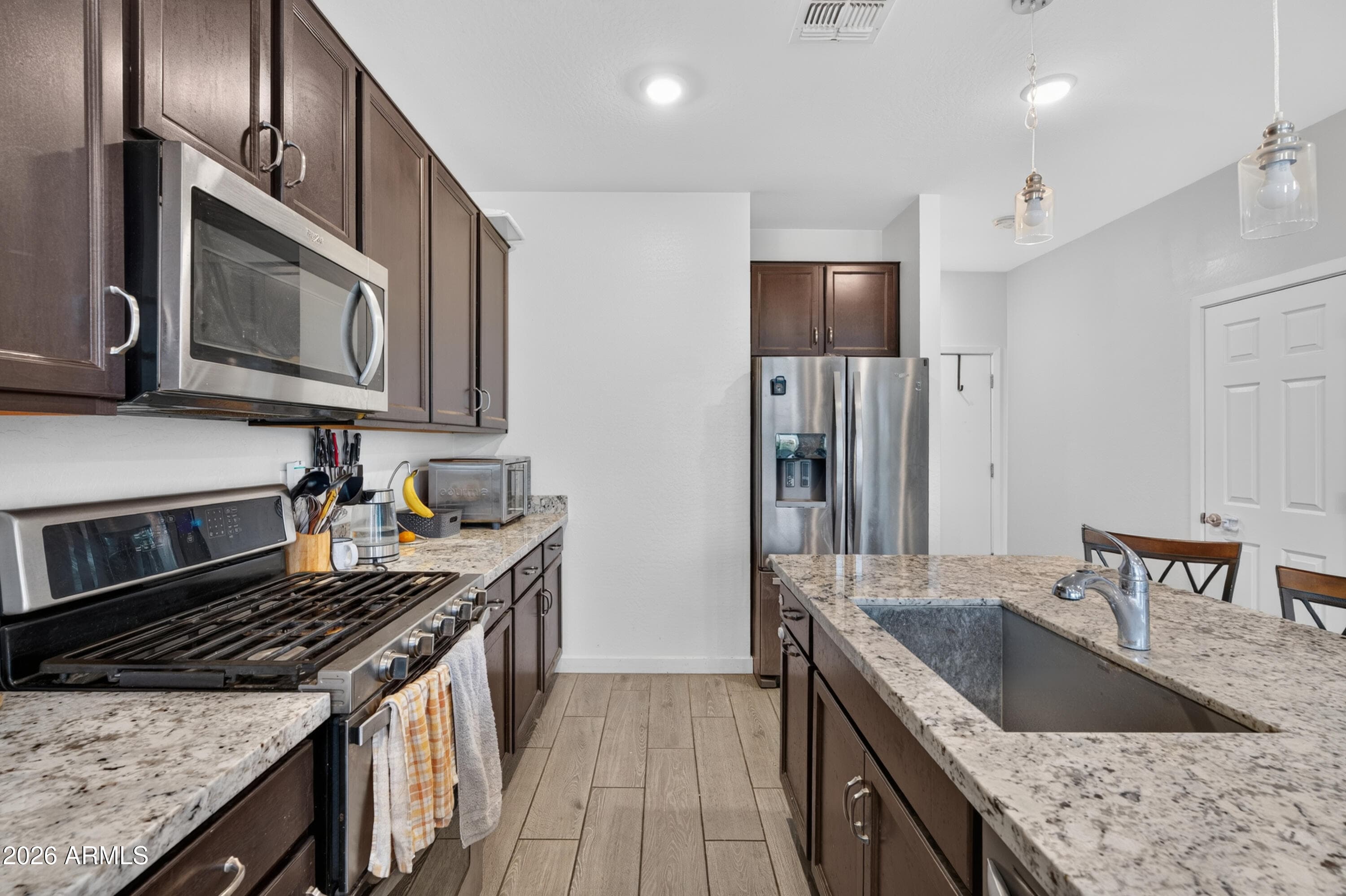 9431 E Solina Avenue — photo 3