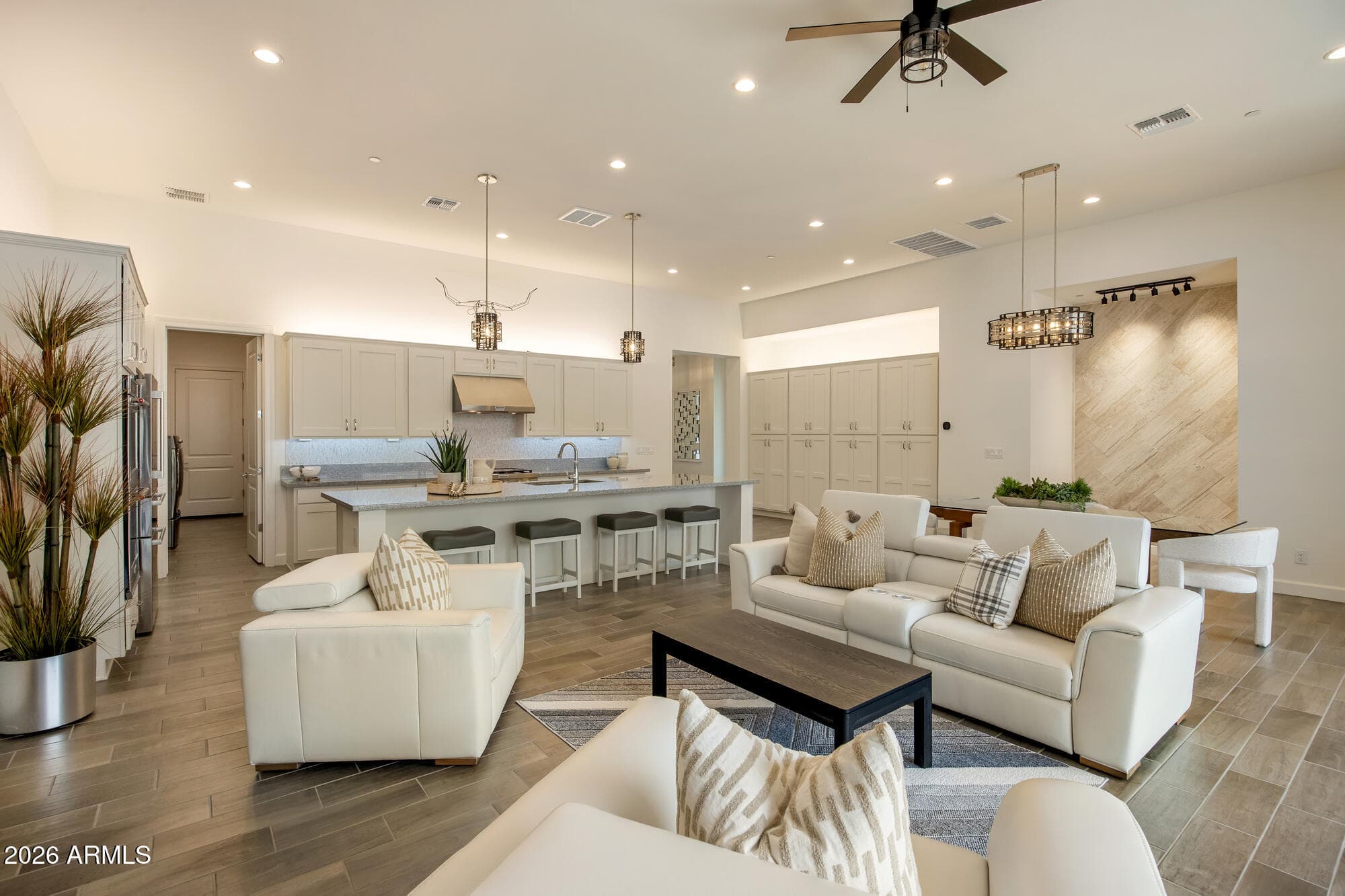 14715 N Adero Canyon Drive — photo 3
