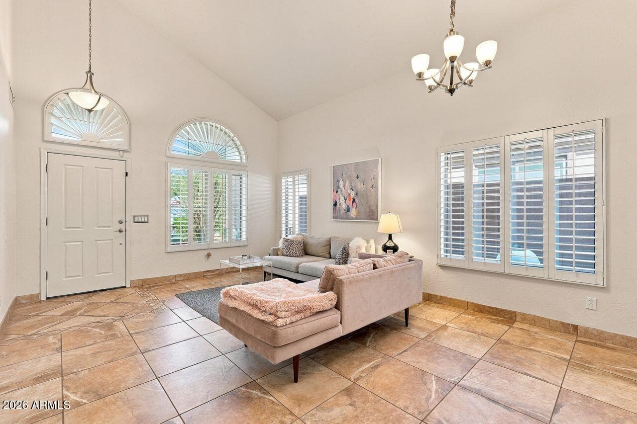 10475 E Karen Drive — photo 4