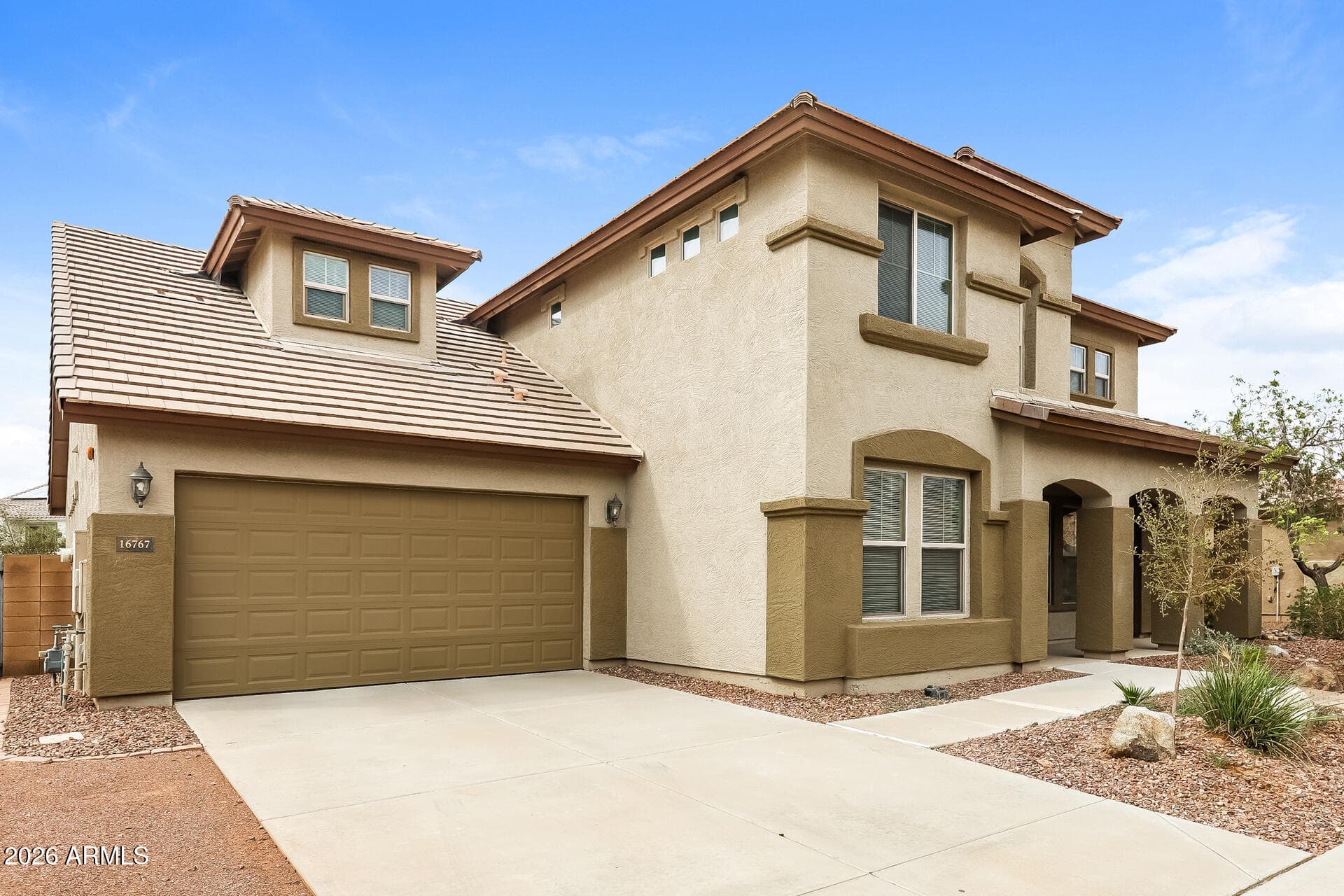 16767 W Jackson Street — photo 2