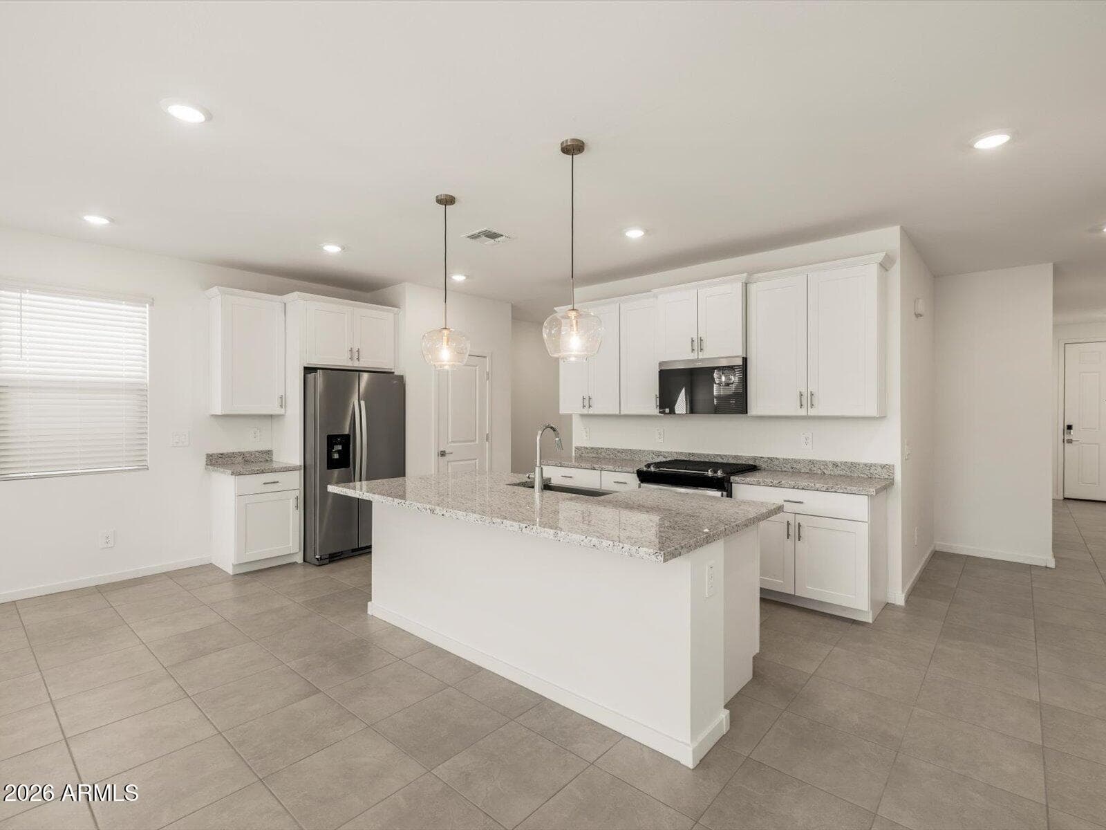 15603 W Honeysuckle Drive — photo 4