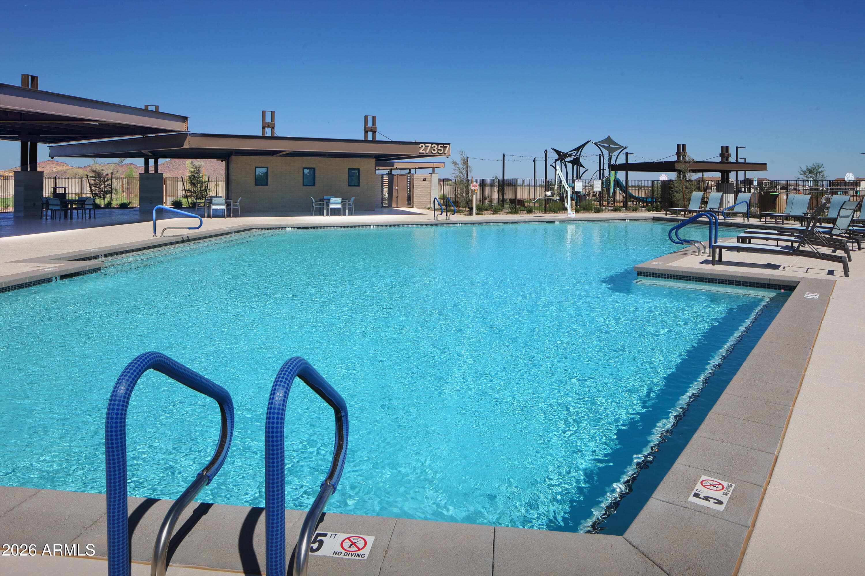 16189 W Pinnacle Vista Drive — photo 6