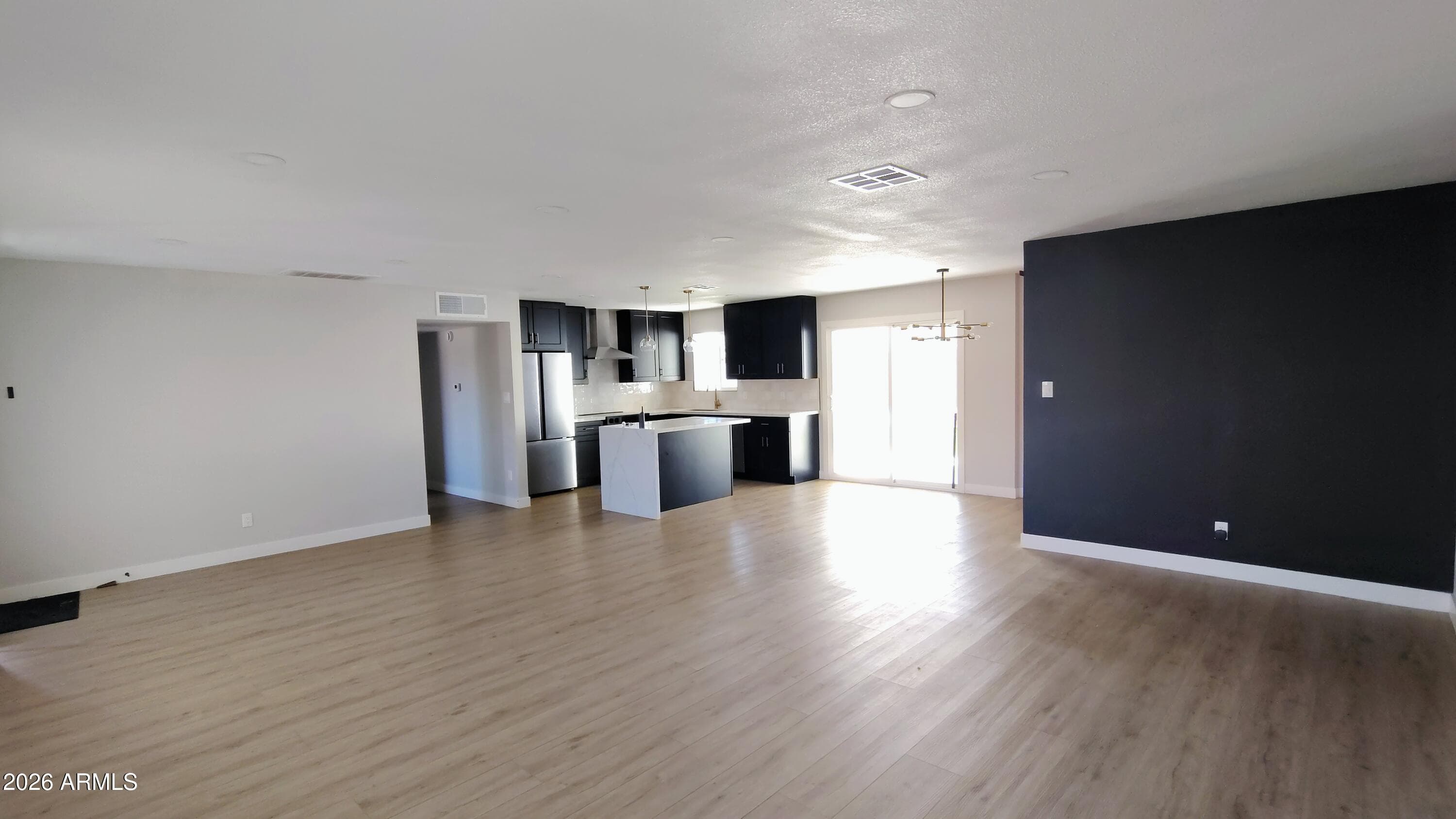 313 E Fillmore Street — photo 3
