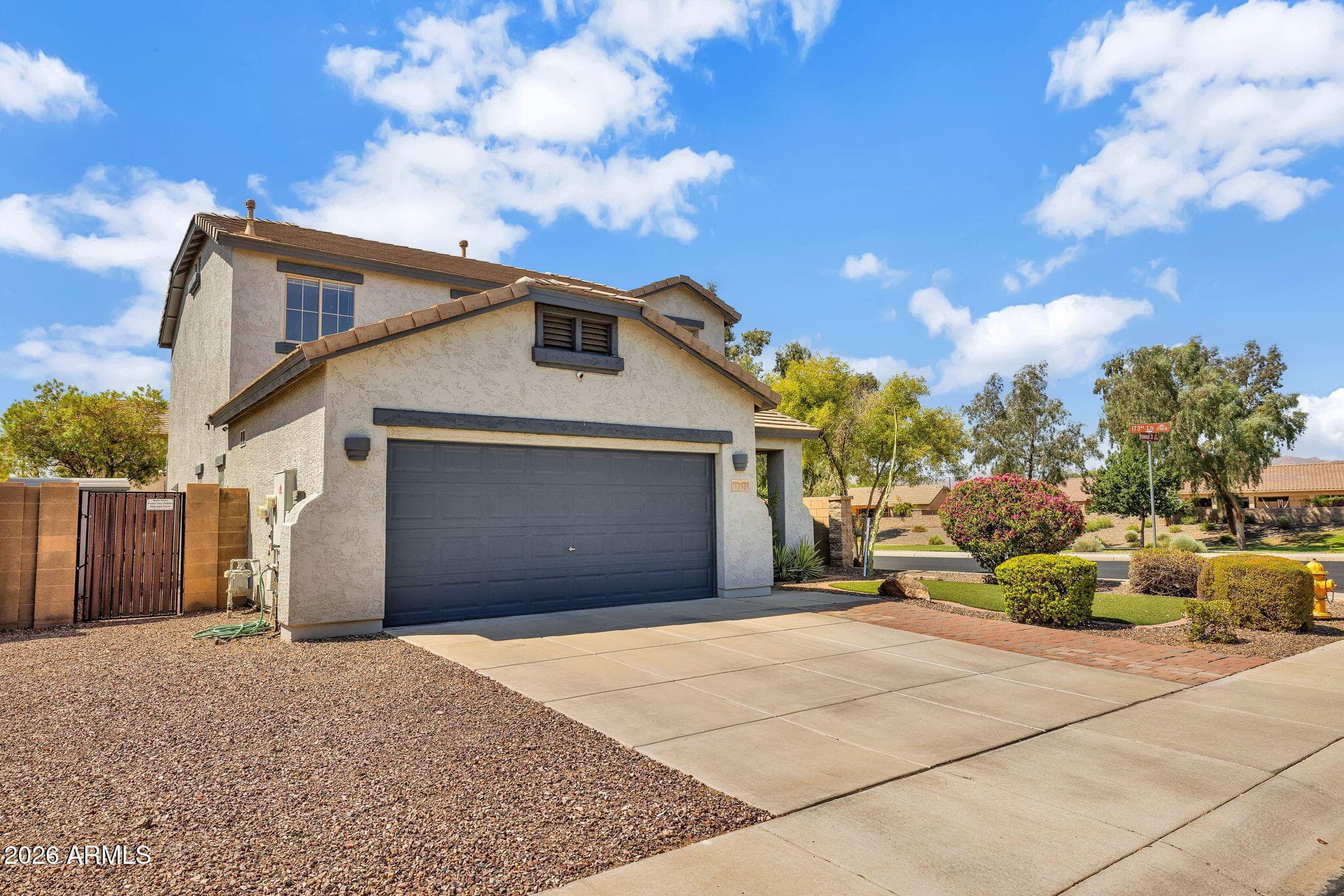 17323 W Ironwood Street — photo 2