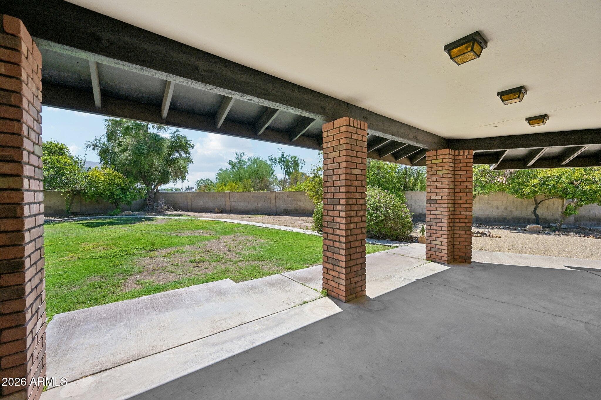 123 E Loma Vista Drive — photo 4