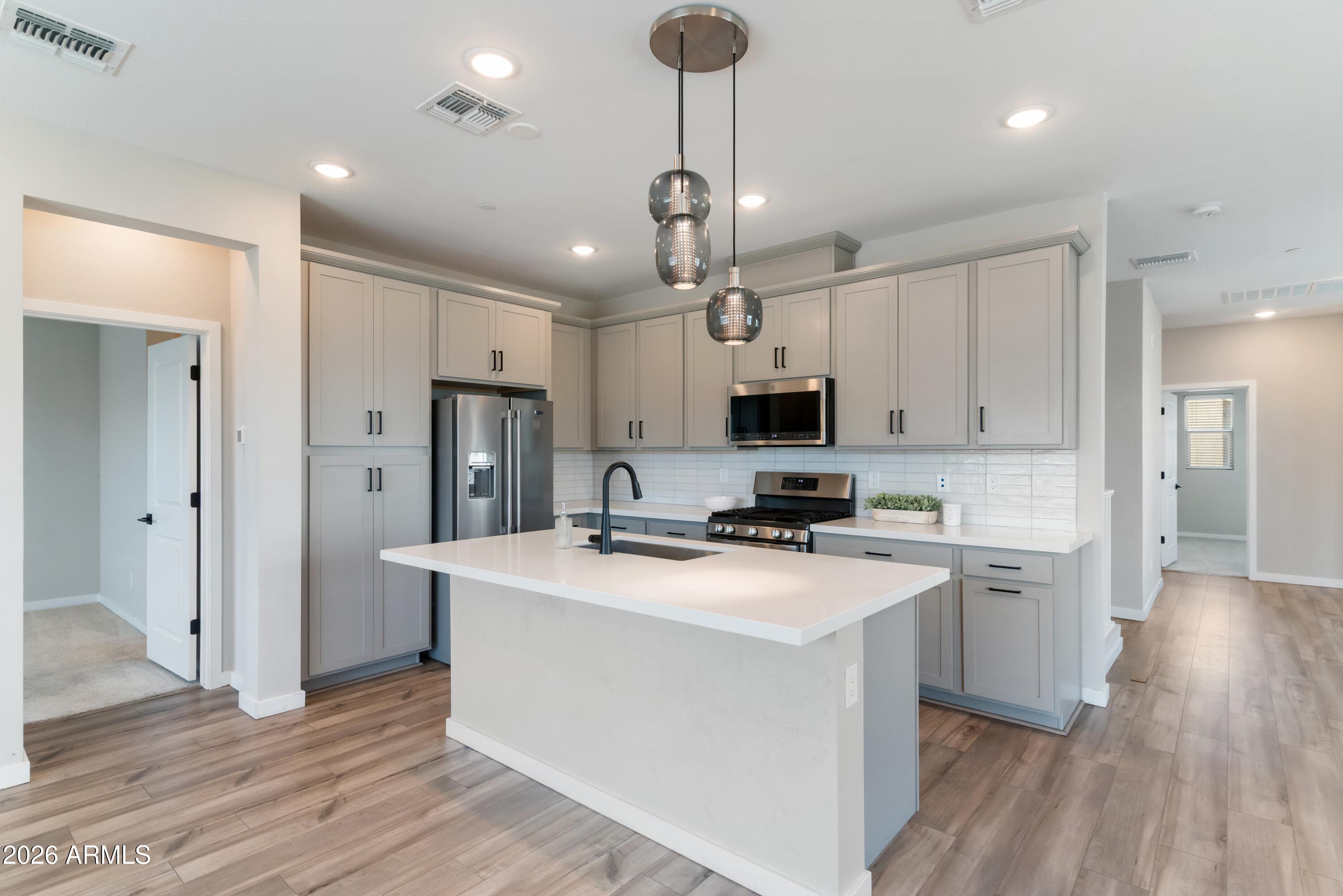 746 E Doral Avenue Unit 201 — photo 4