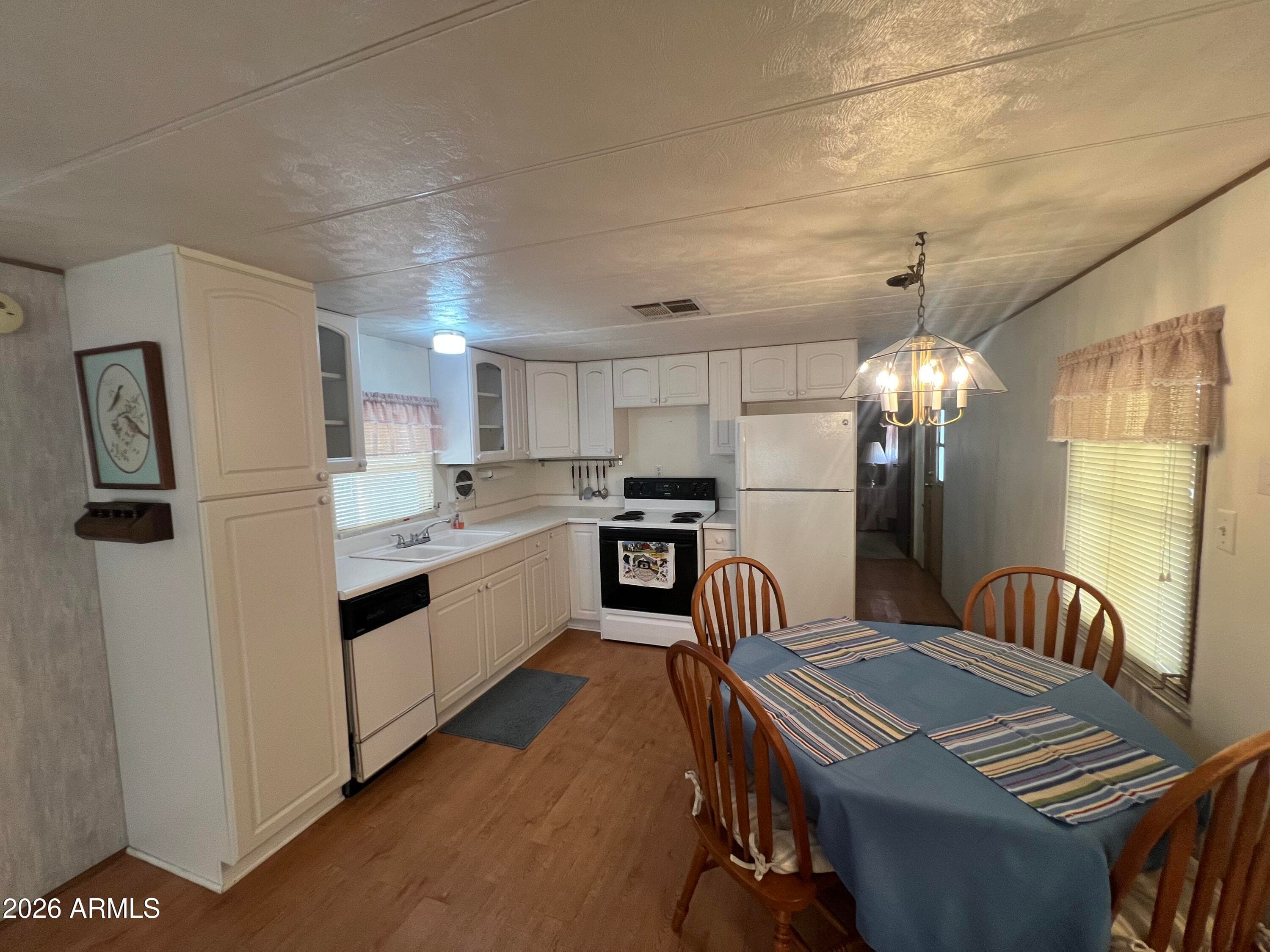 305 S Val Vista Drive 81 — photo 3