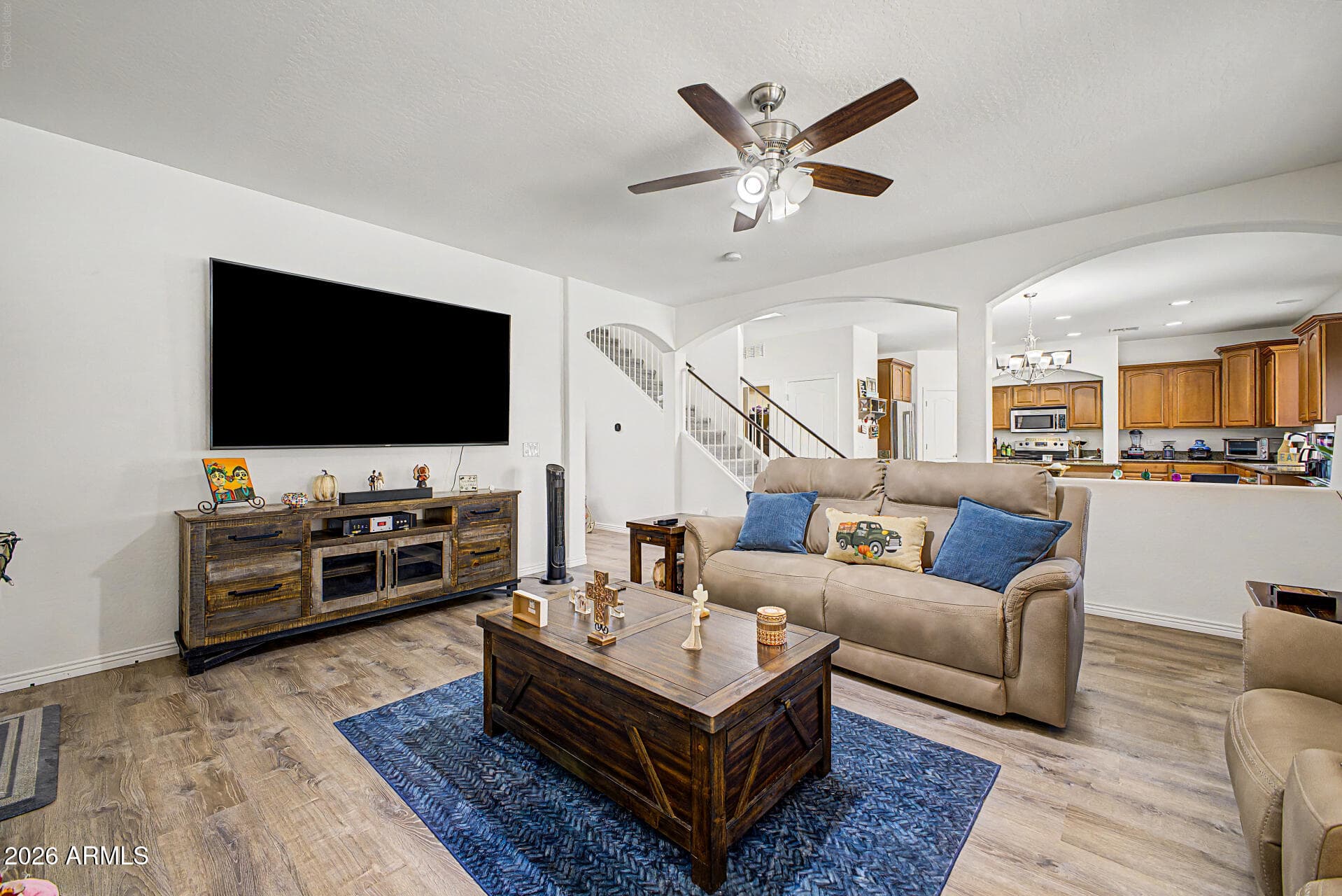 2740 E Quiet Hollow Lane — photo 2