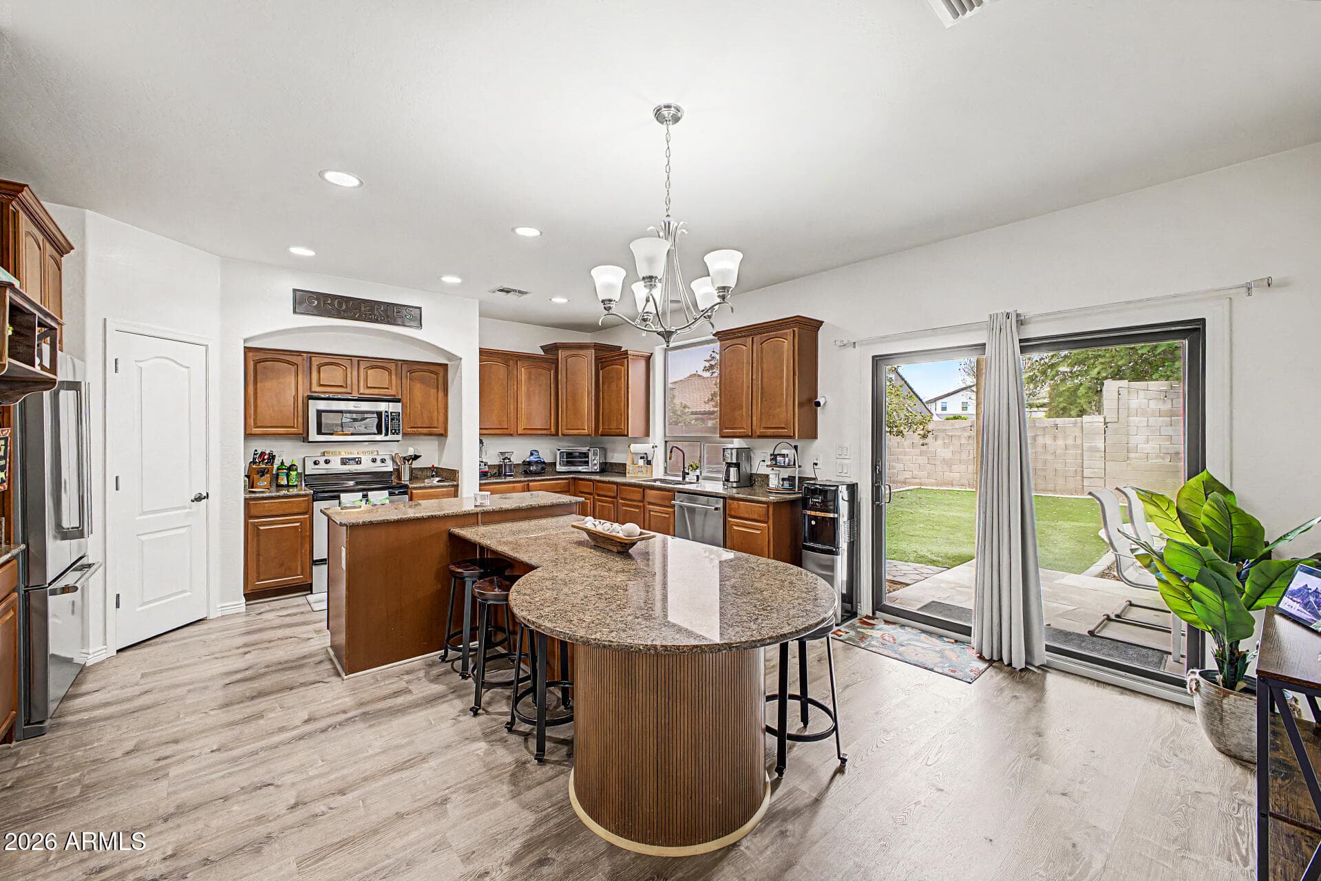 2740 E Quiet Hollow Lane