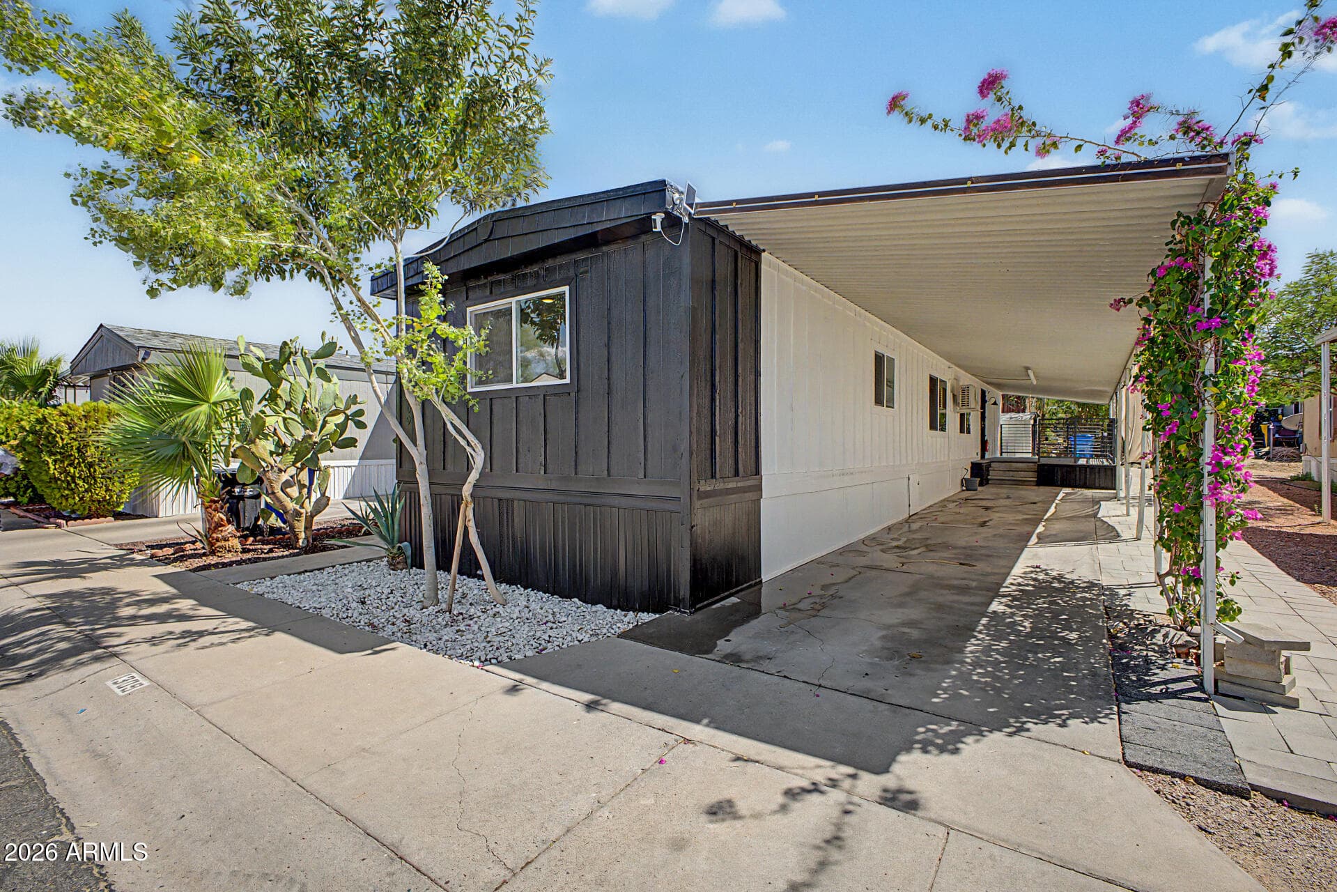 1309 W Kachina Trail — photo 3