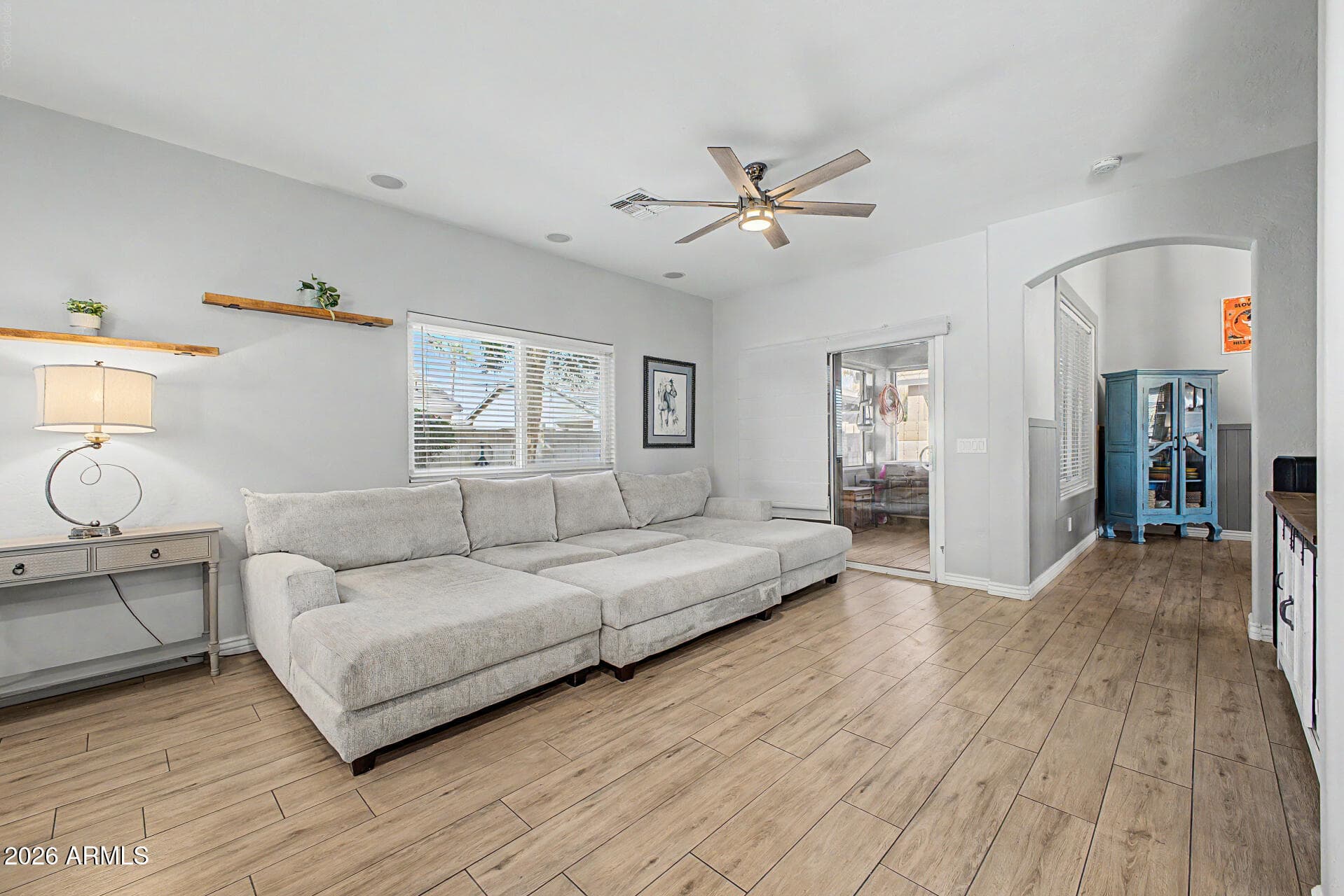 1892 E Shannon Street — photo 7