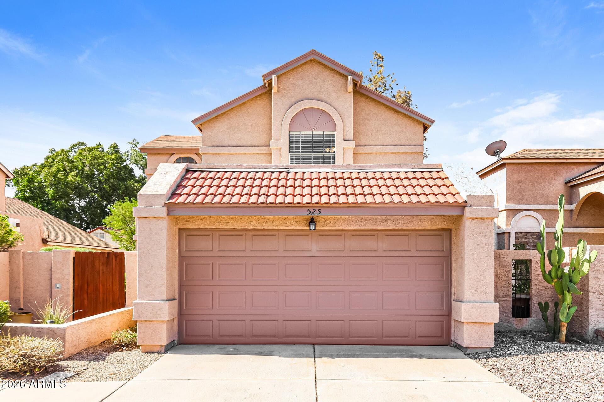 525 E Taro Lane, Phoenix, Arizona
