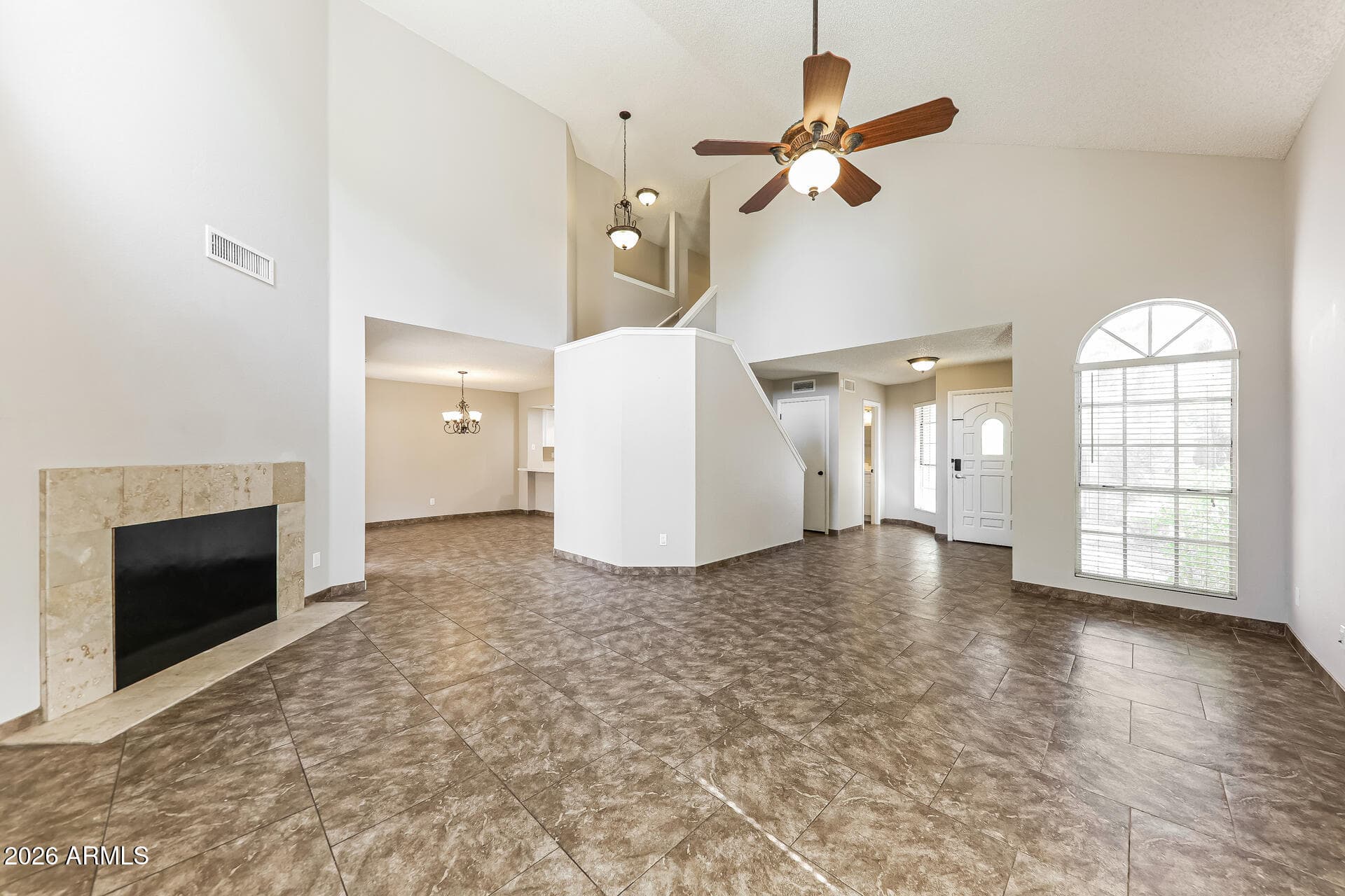 525 E Taro Lane — photo 4