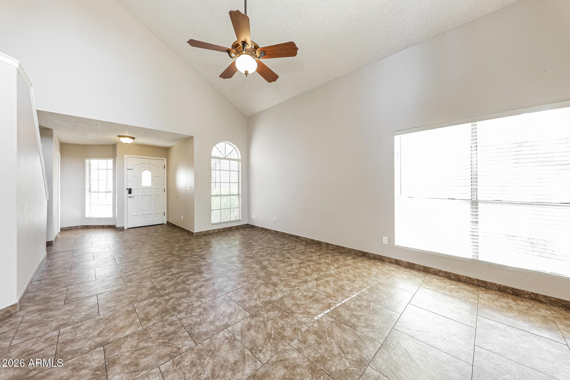 525 E Taro Lane — photo 5