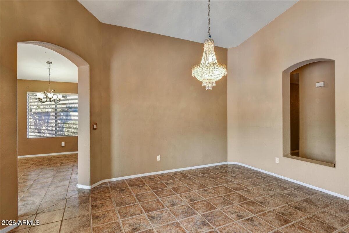 9171 W Lone Cactus Drive — photo 4