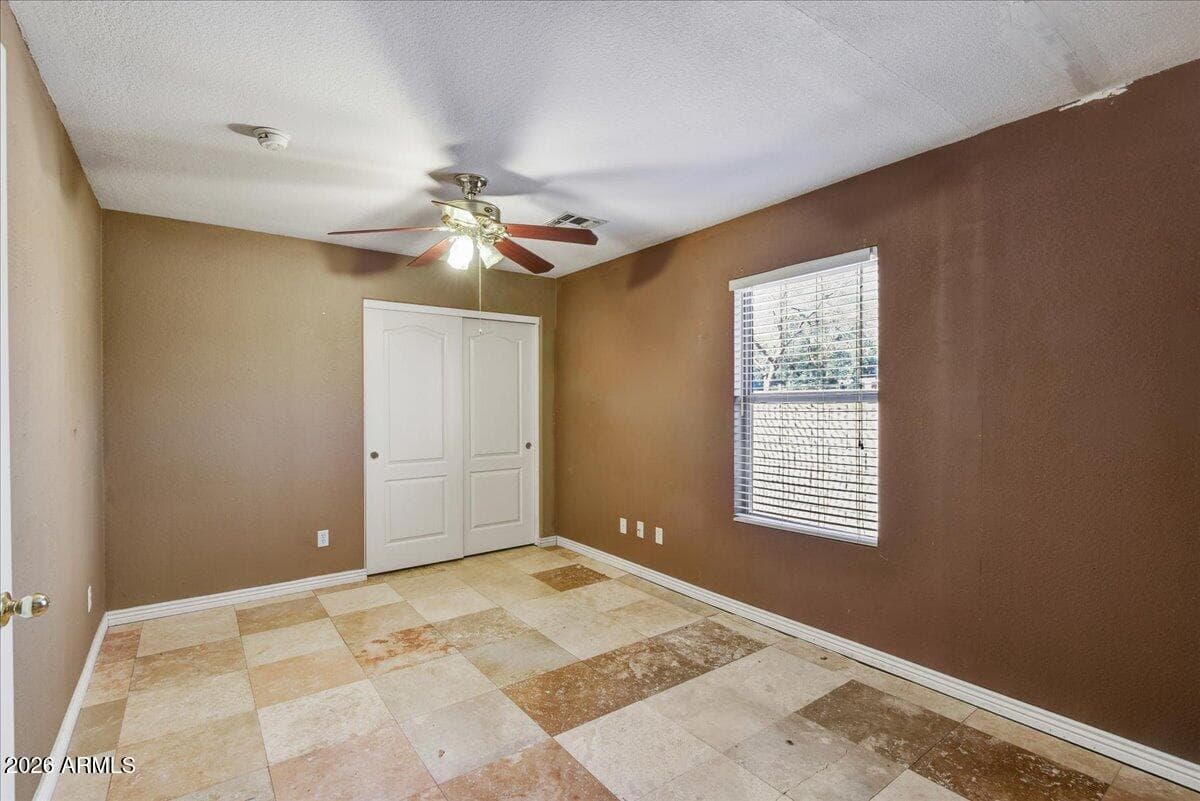 9171 W Lone Cactus Drive — photo 8