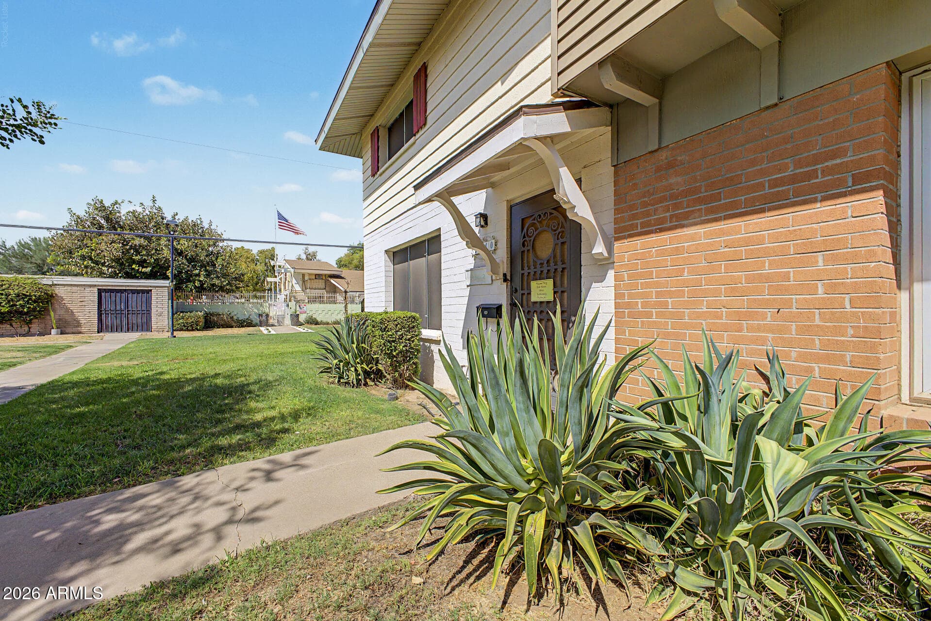 1540 W Campbell Avenue — photo 4