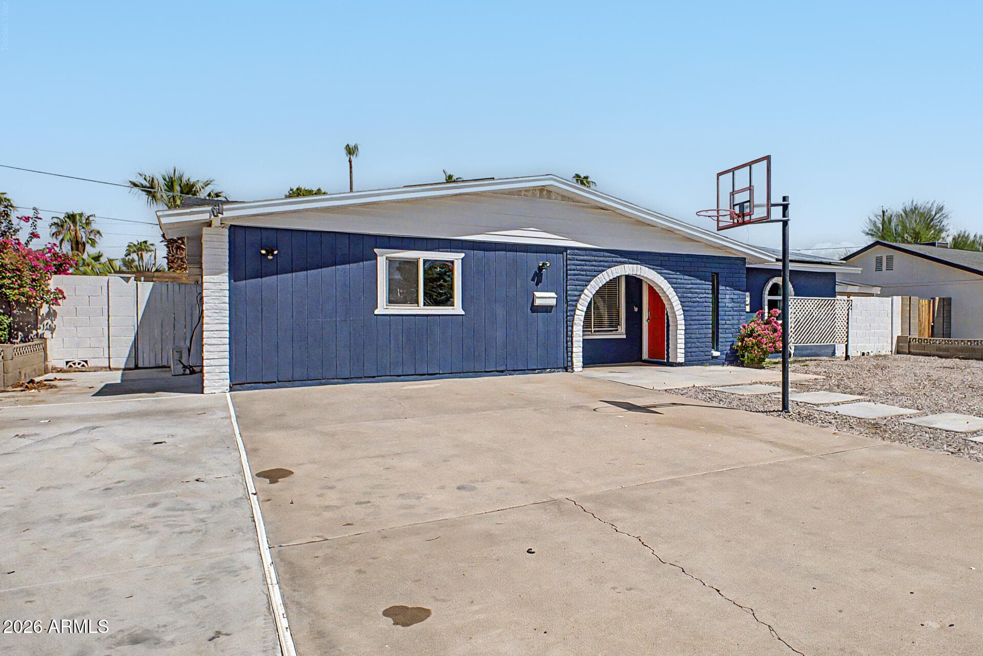 3224 E Sweetwater Avenue, Phoenix, Arizona