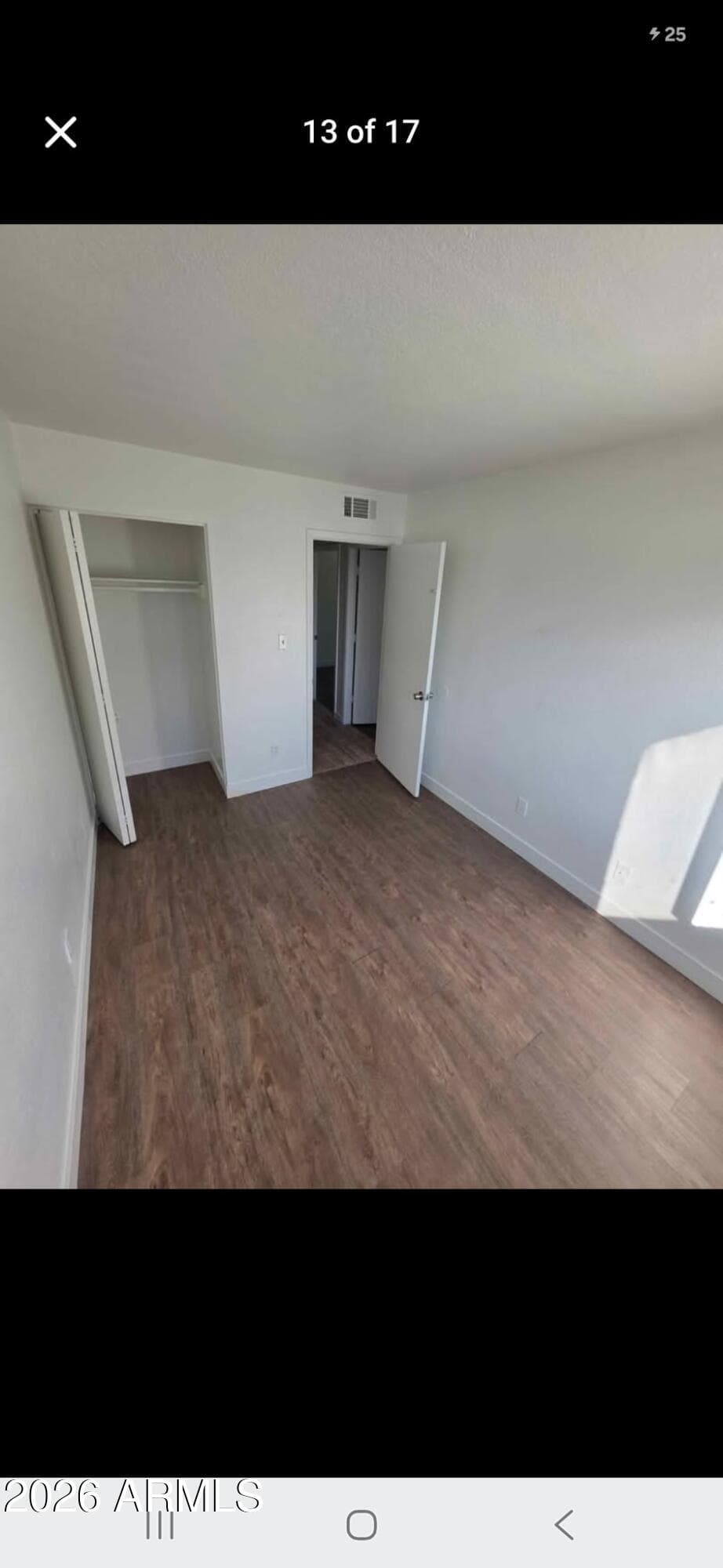 5233 N 42nd Drive — photo 3