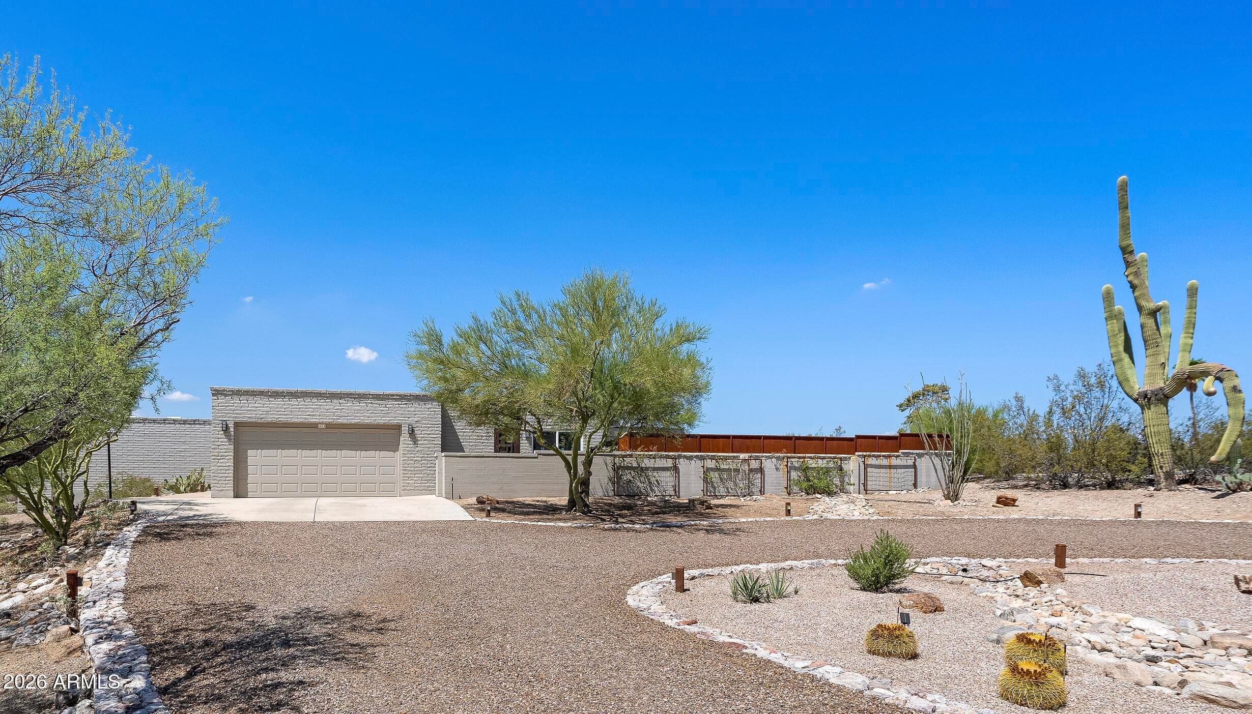 6415 N Camino Padre Isidoro — photo 2