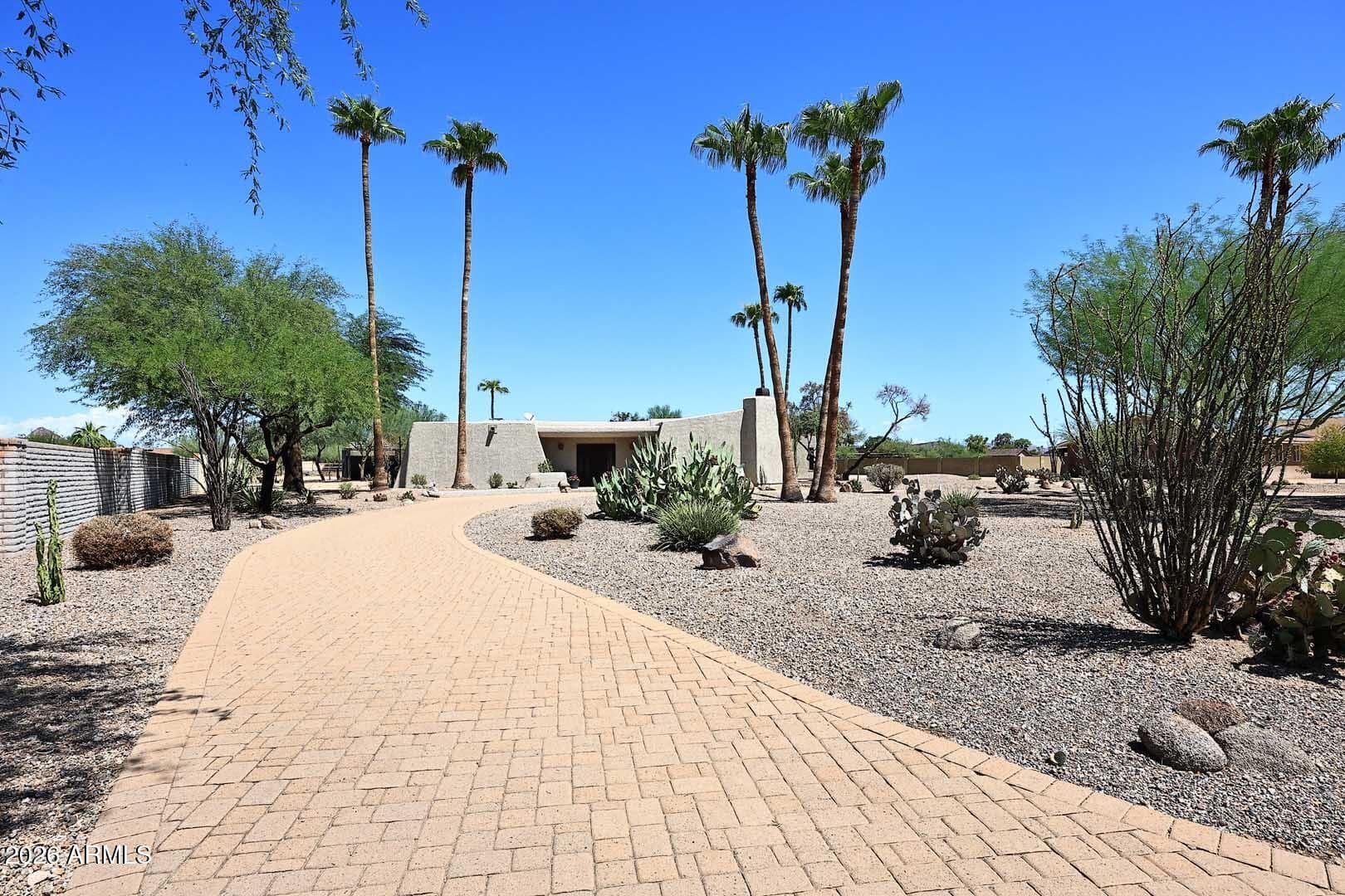 5018 W Creedance Boulevard — photo 2