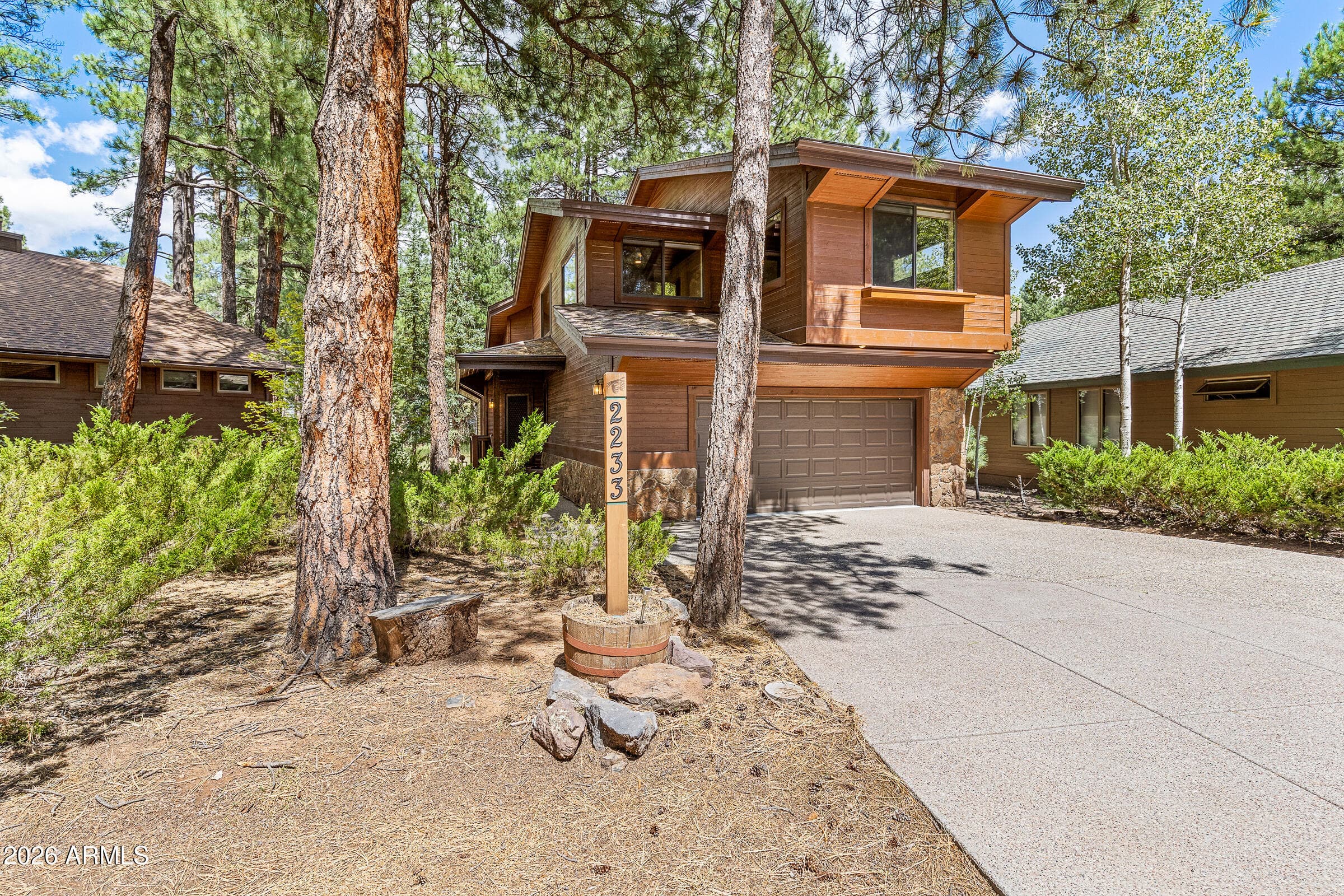 2233 Platt Cline — photo 3
