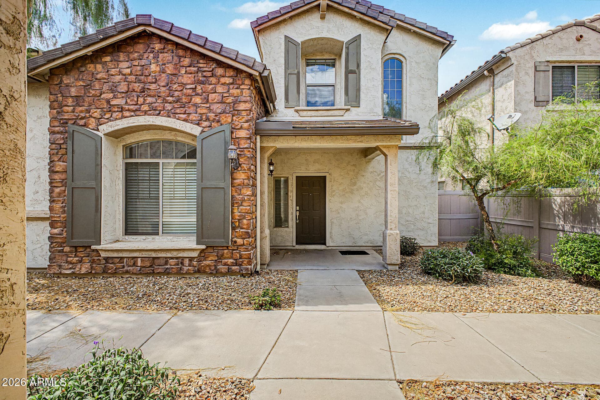 8405 W Vernon Avenue, Phoenix, Arizona