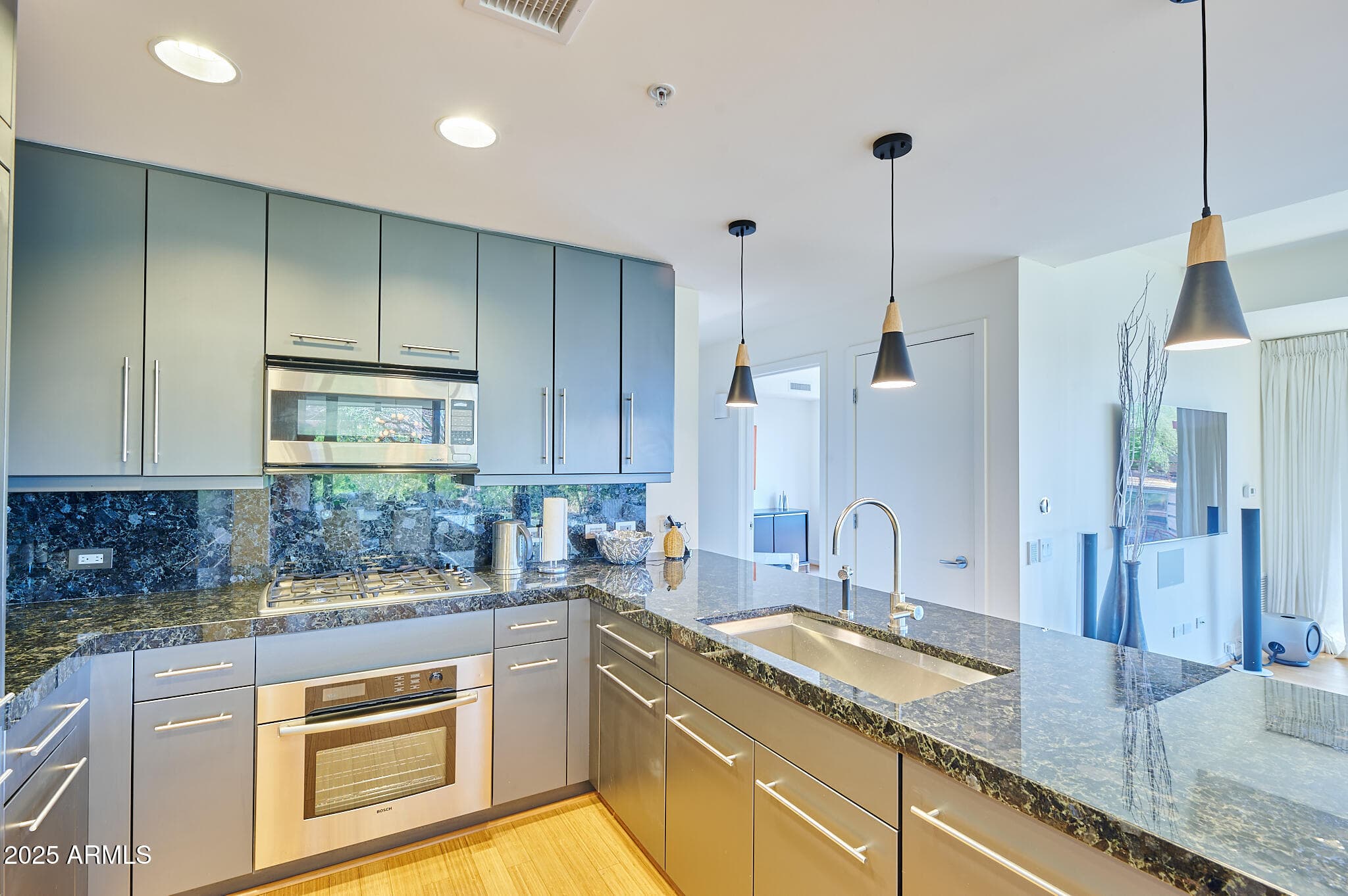 7147 E Rancho Vista Drive 7004 — photo 8