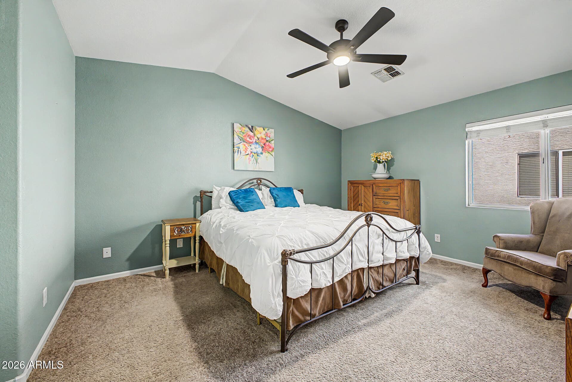 1522 E Beacon Drive — photo 3
