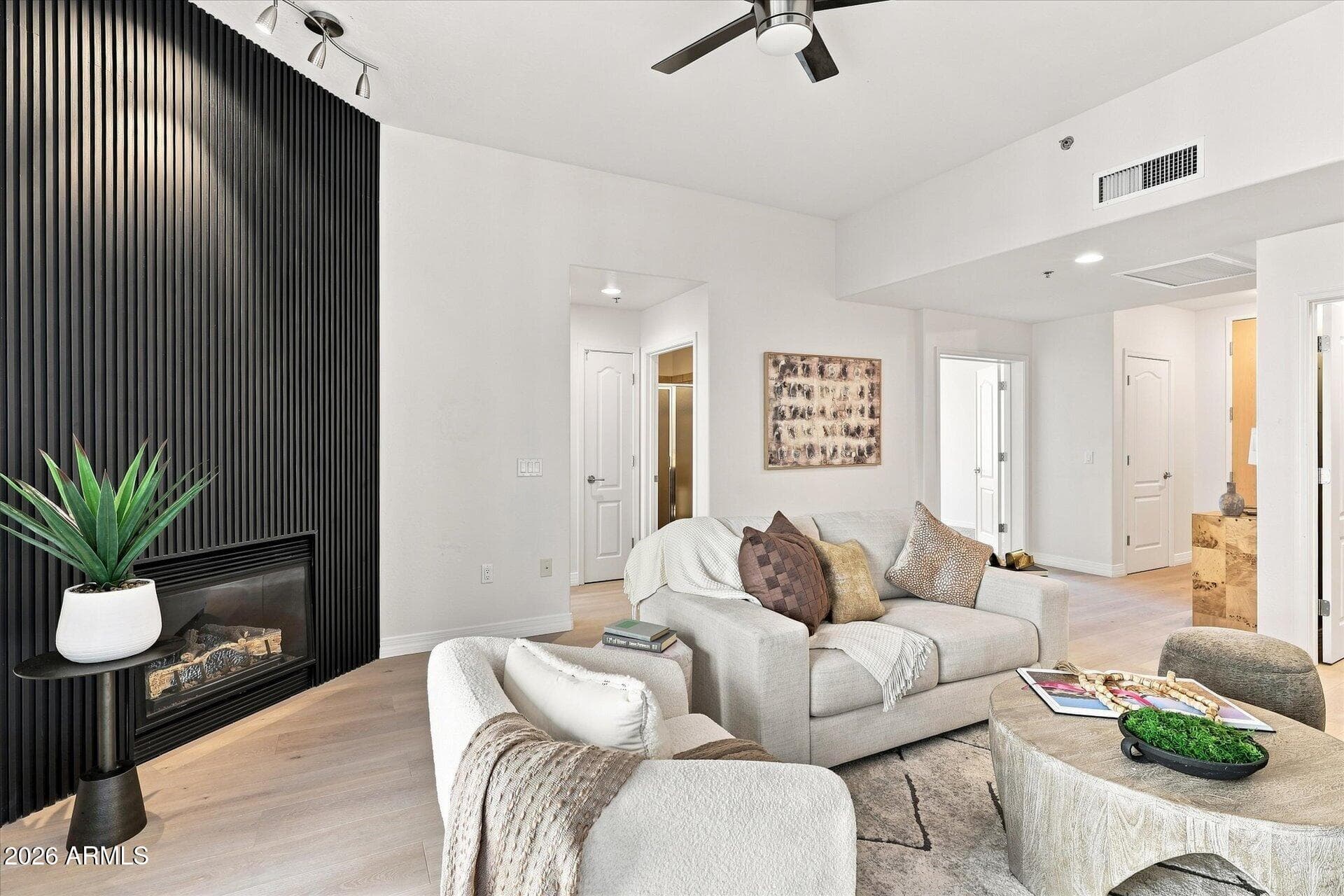 2302 N Central Avenue 313 — photo 4