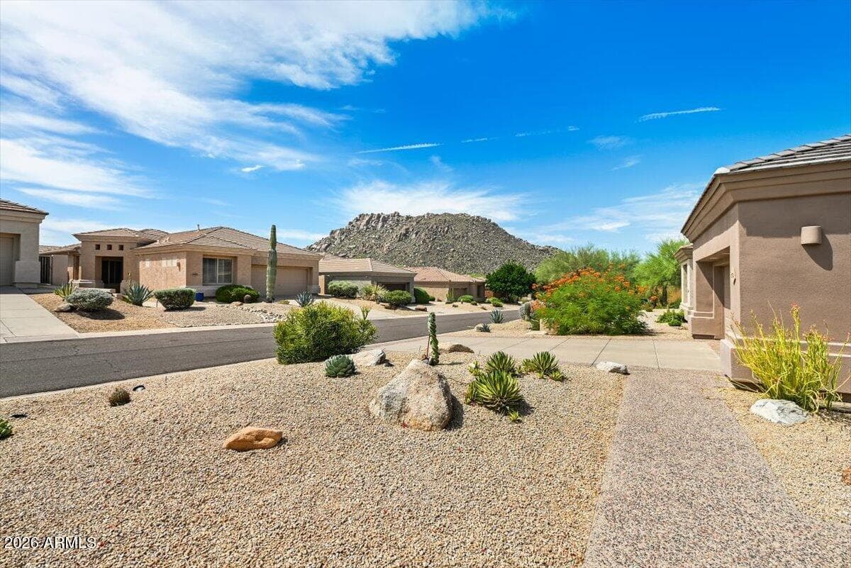 11574 E Christmas Cholla Drive — photo 2
