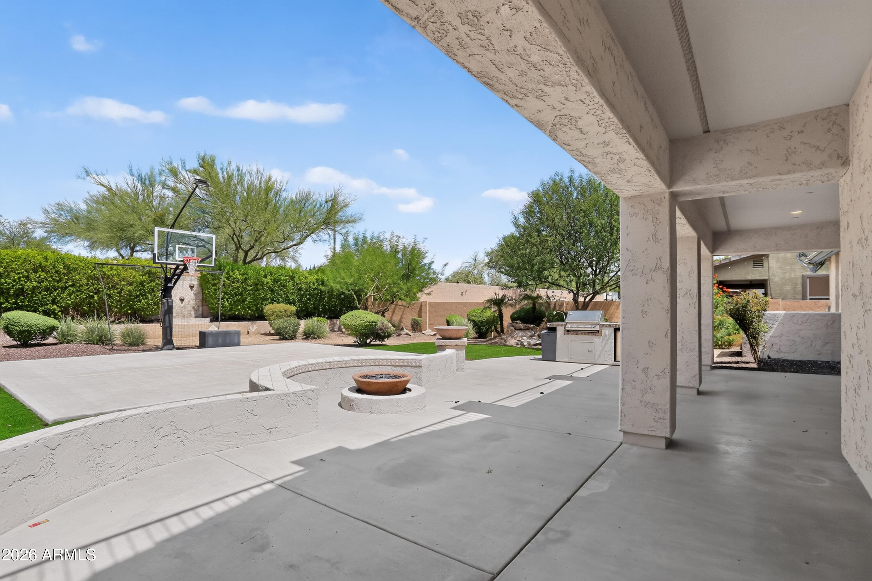 2426 W Horsetail Trail — photo 4