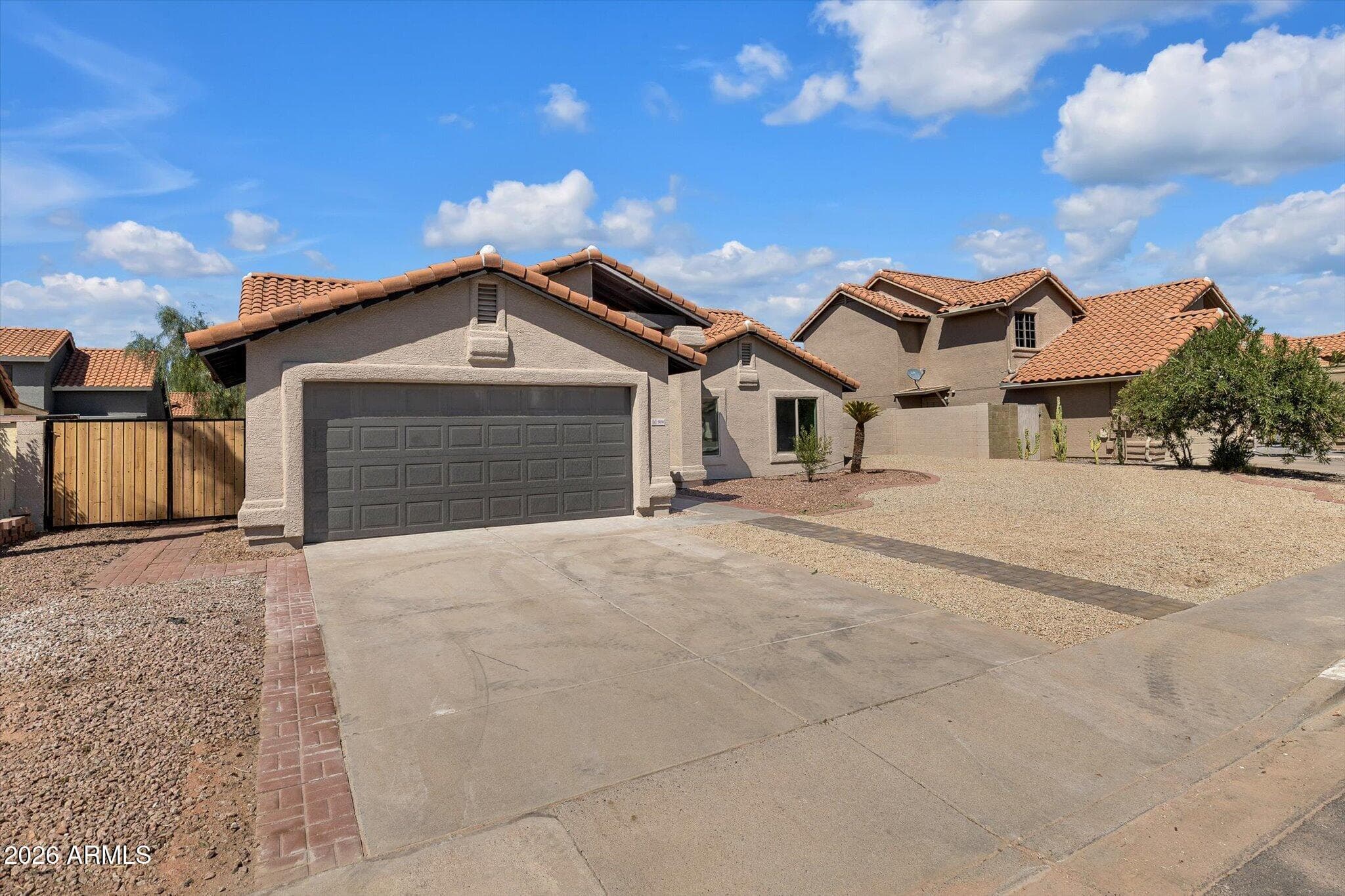 5850 E Fairfield Street — photo 3