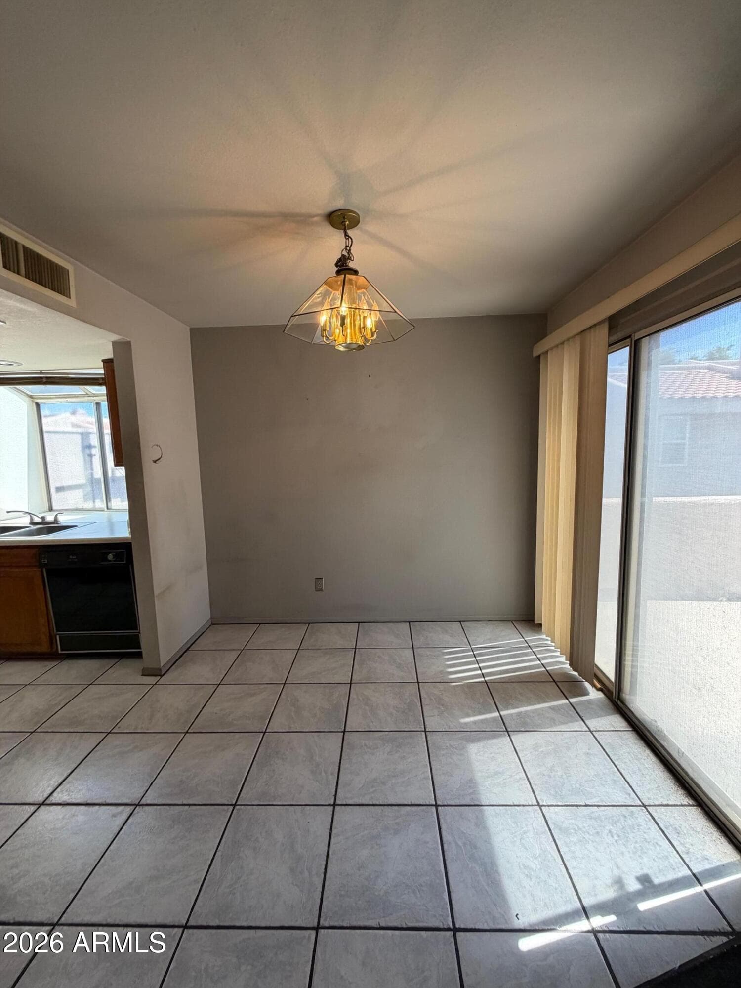 2834 S Extension Road 2042 — photo 4