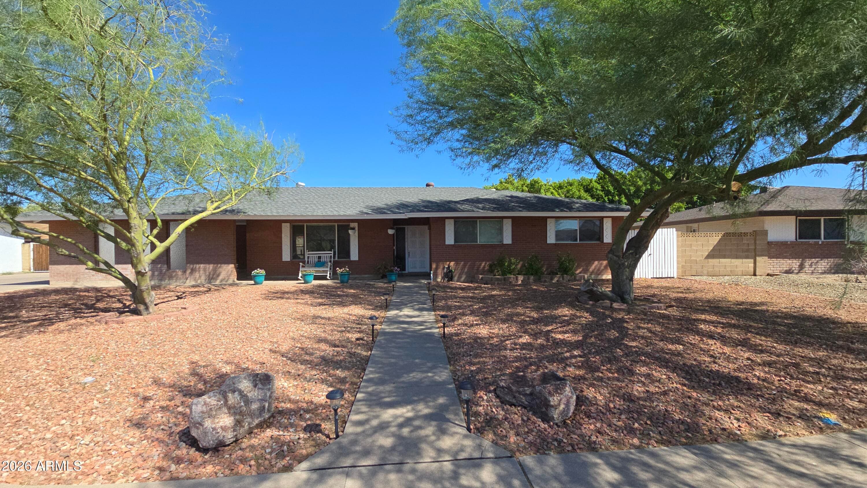 1746 E Greenway Street, Mesa, Arizona