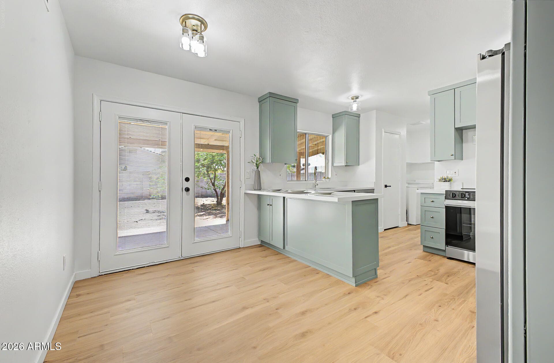 4219 W Sunnyside Avenue — photo 7