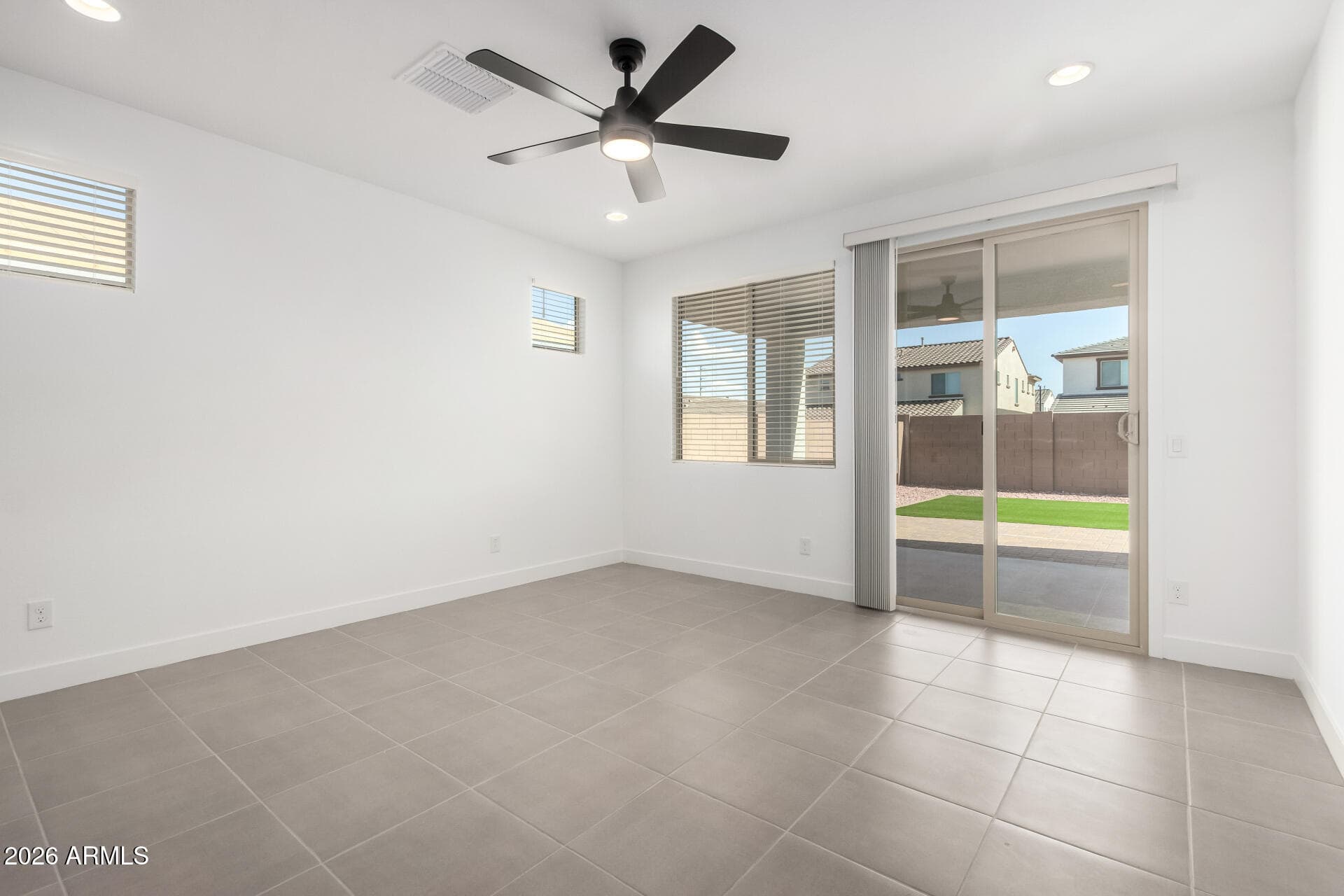 16833 W Hope Drive — photo 5