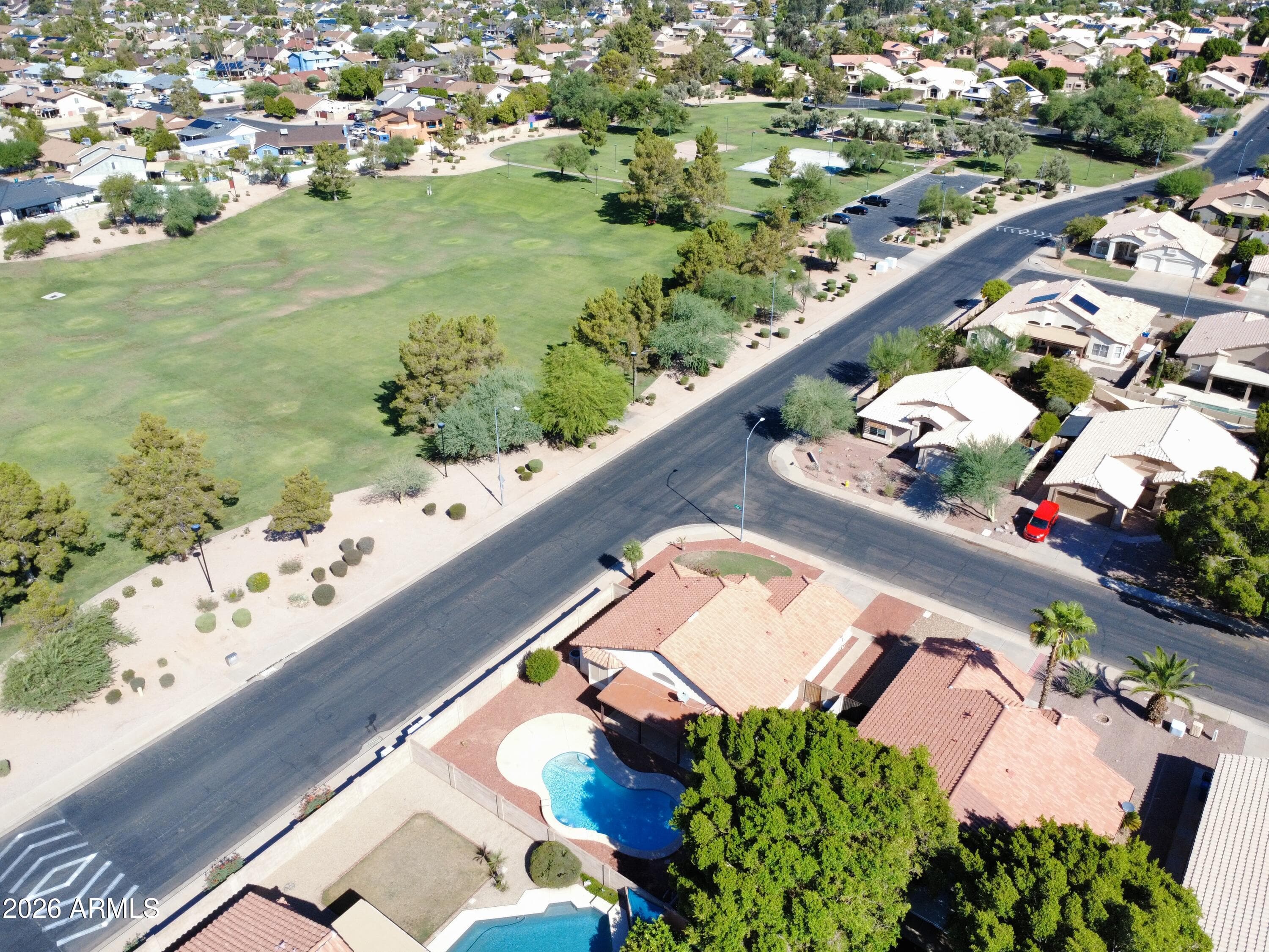 663 W Nopal Avenue — photo 3