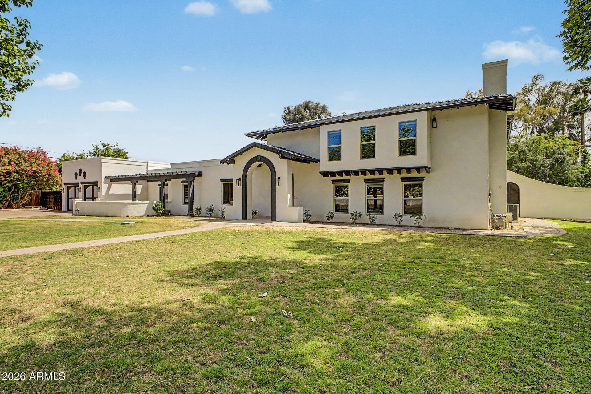 2311 E Colter Street — photo 4