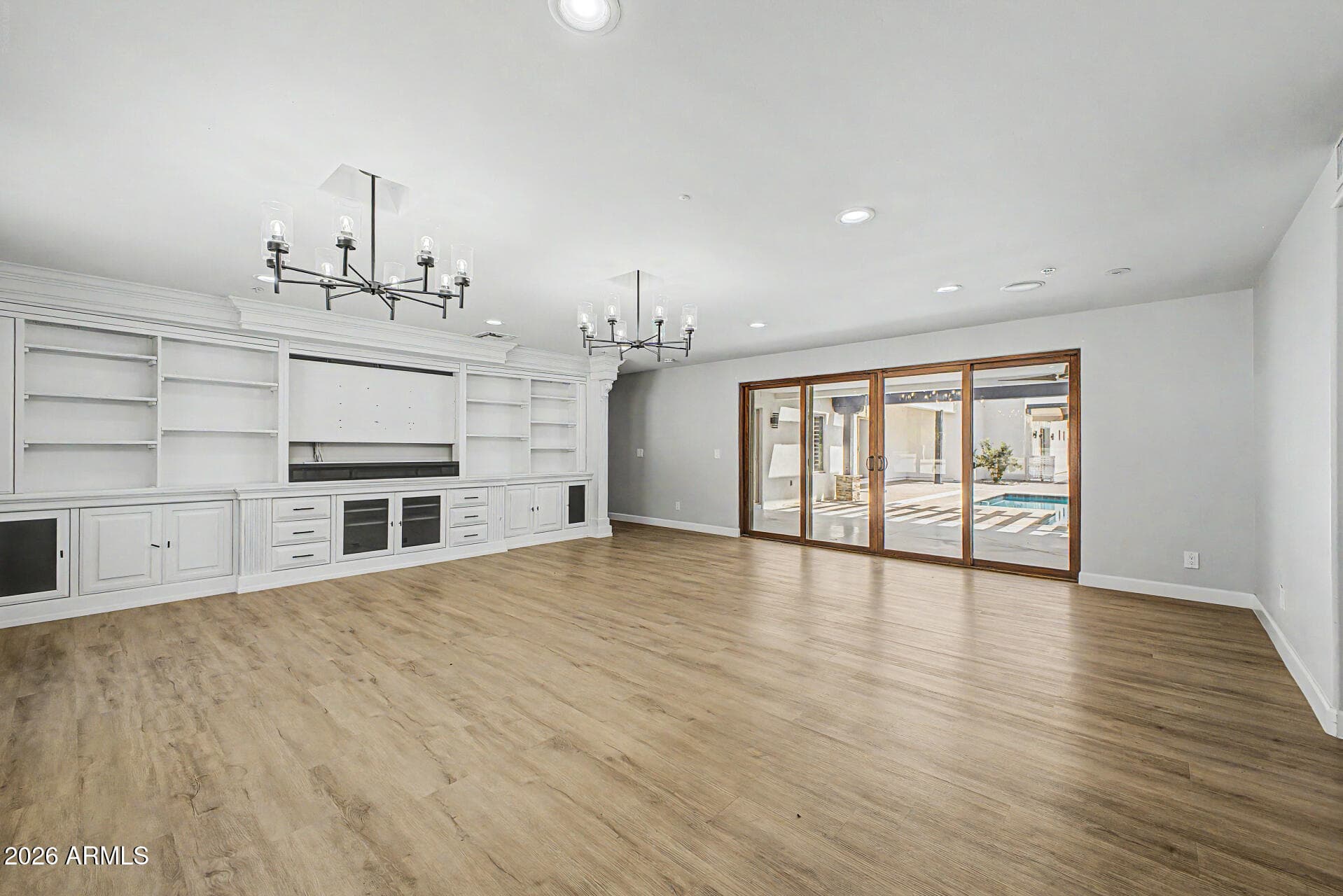 2311 E Colter Street — photo 7