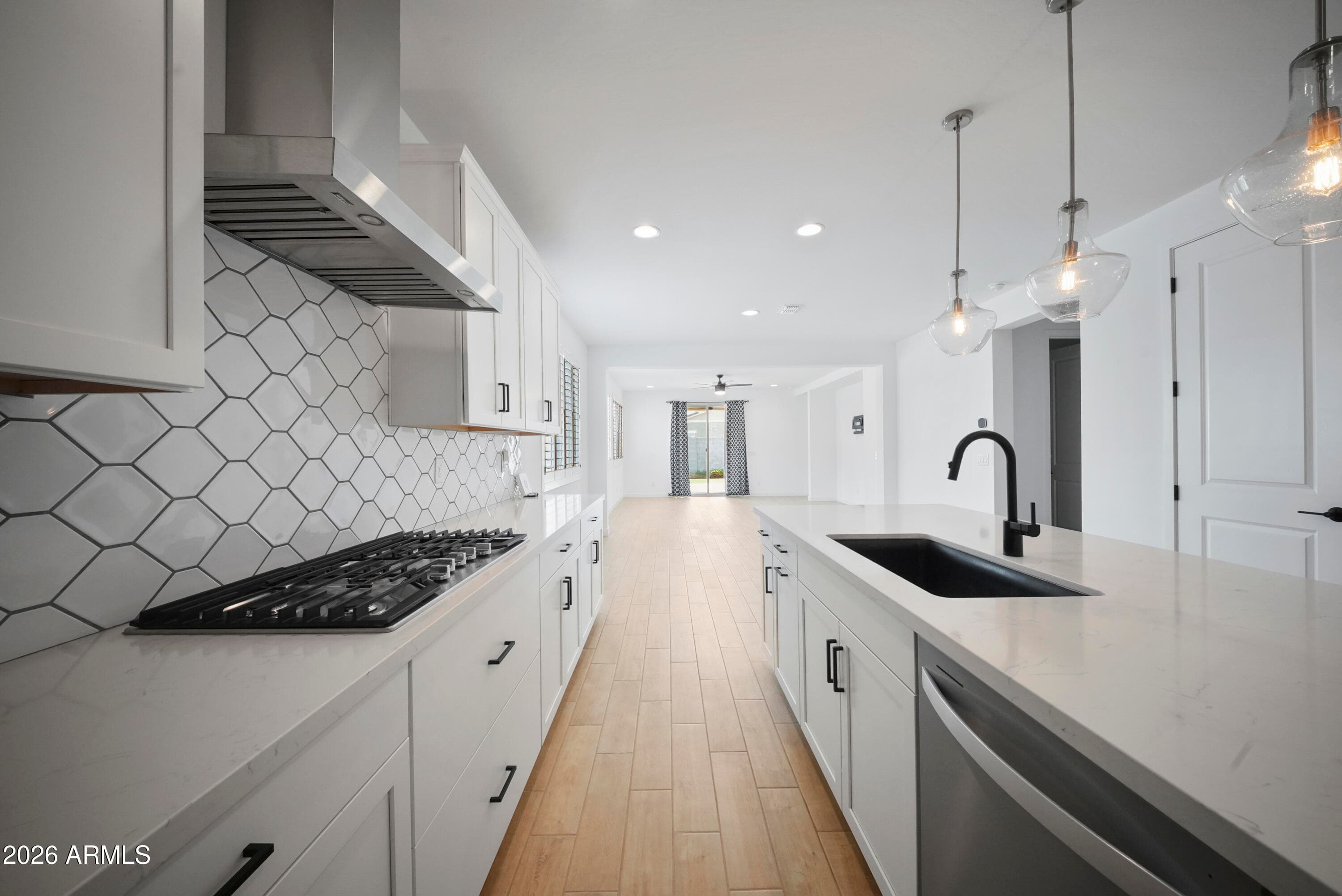 17283 W Valentine Street — photo 6