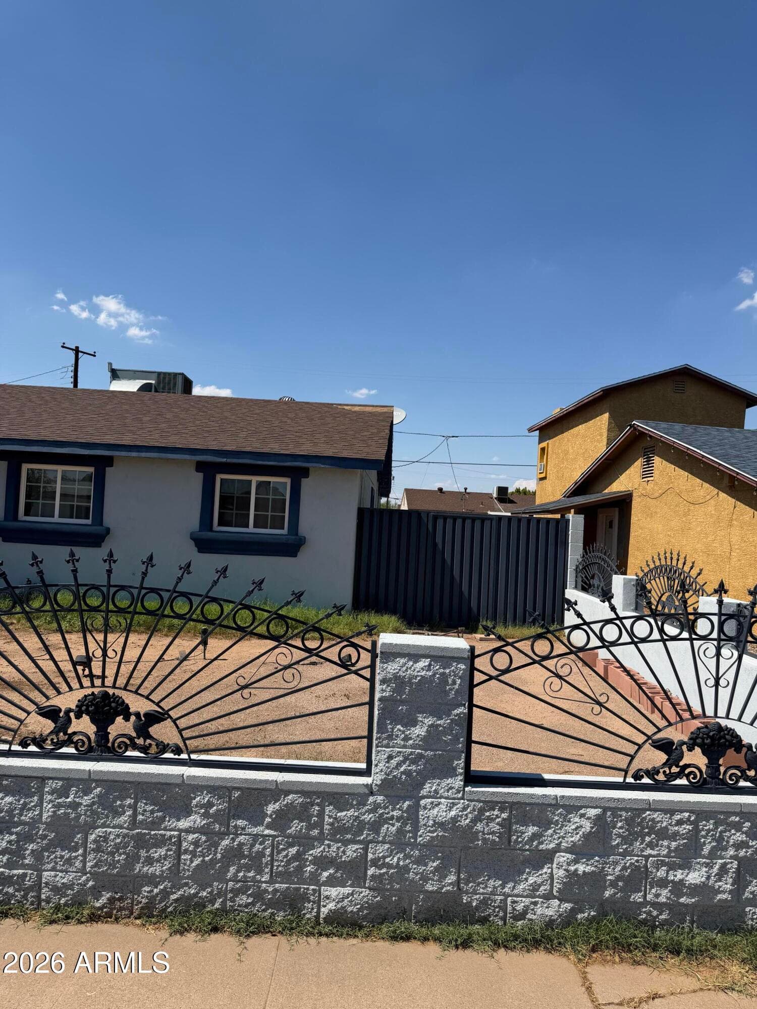 6952 W Wolf Street — photo 4