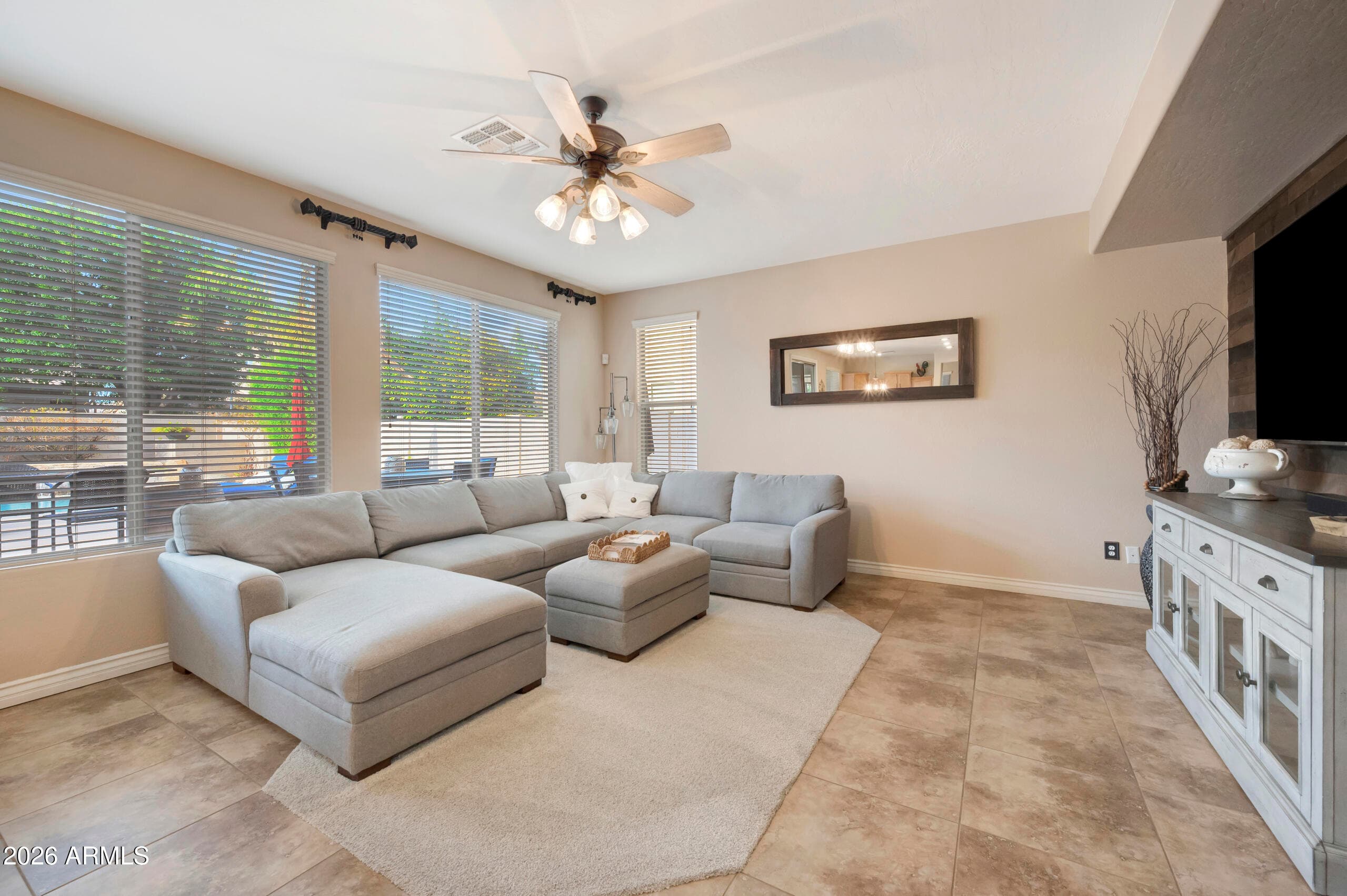 1832 E Jade Place — photo 8